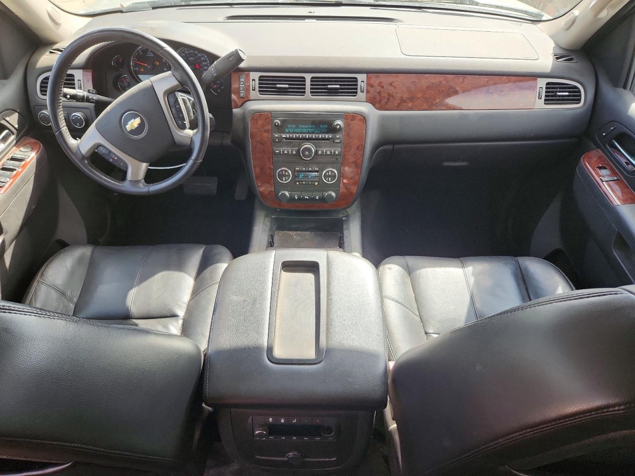 2013 Chevrolet Suburban K1500 Lt Silver vin: 1GNSKJE79DR132648