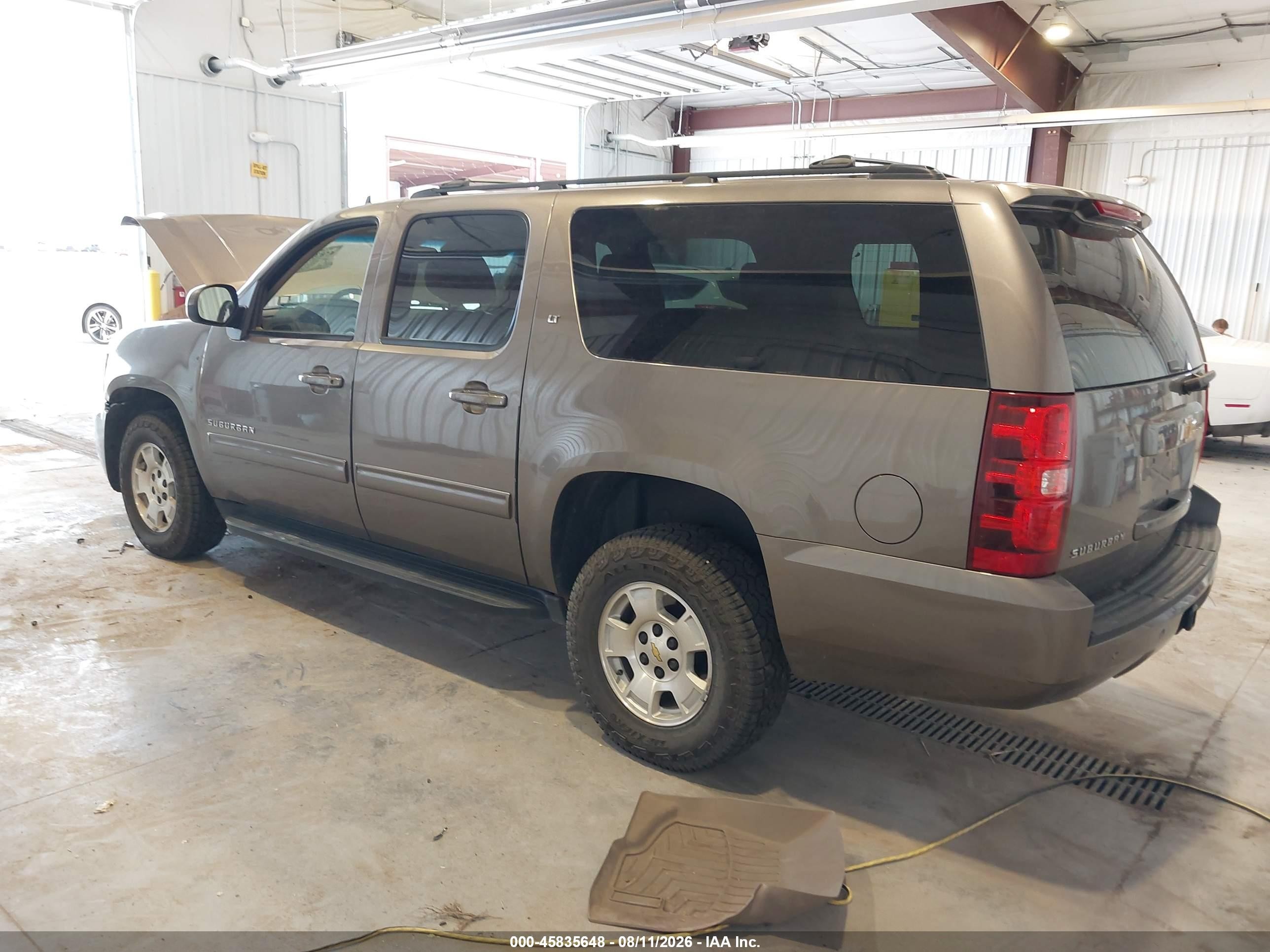 2013 Chevrolet Suburban Lt Желто-коричневый vin: 1GNSKJE79DR155816