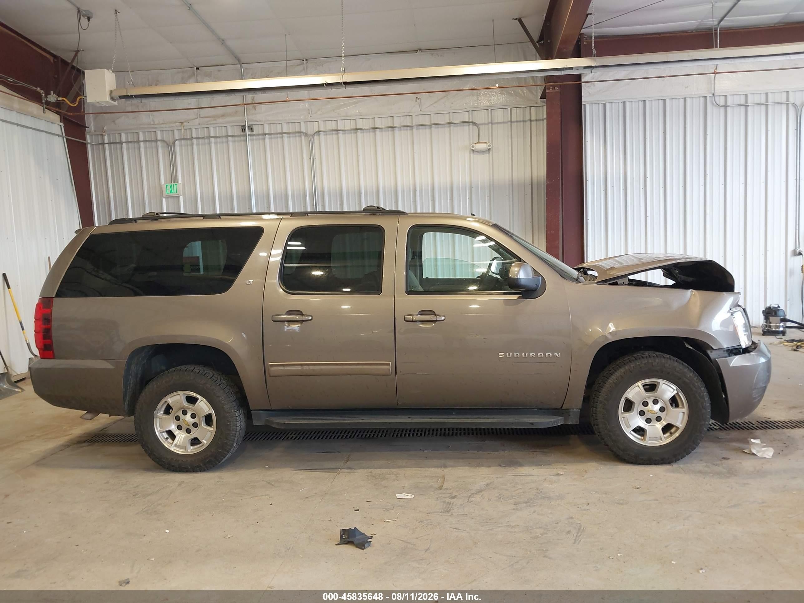2013 Chevrolet Suburban Lt Желто-коричневый vin: 1GNSKJE79DR155816