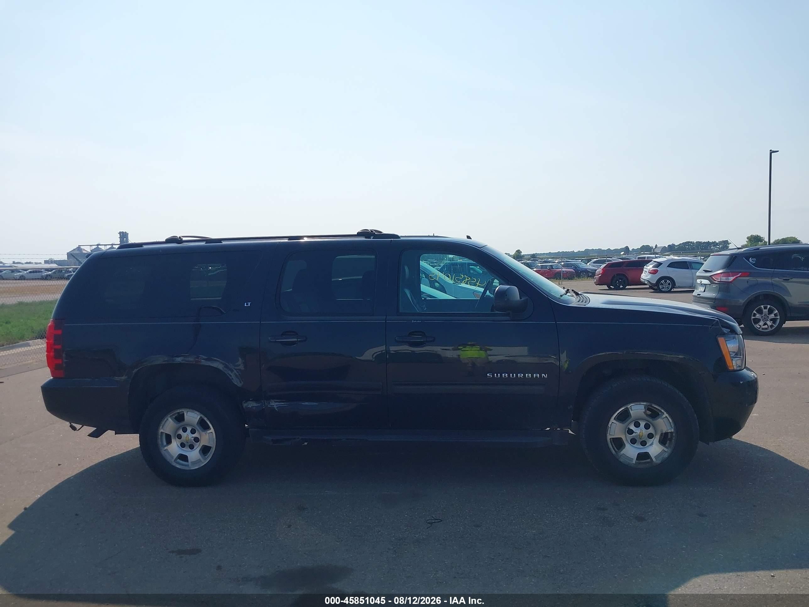 2013 Chevrolet Suburban Lt Черный vin: 1GNSKJE79DR220986