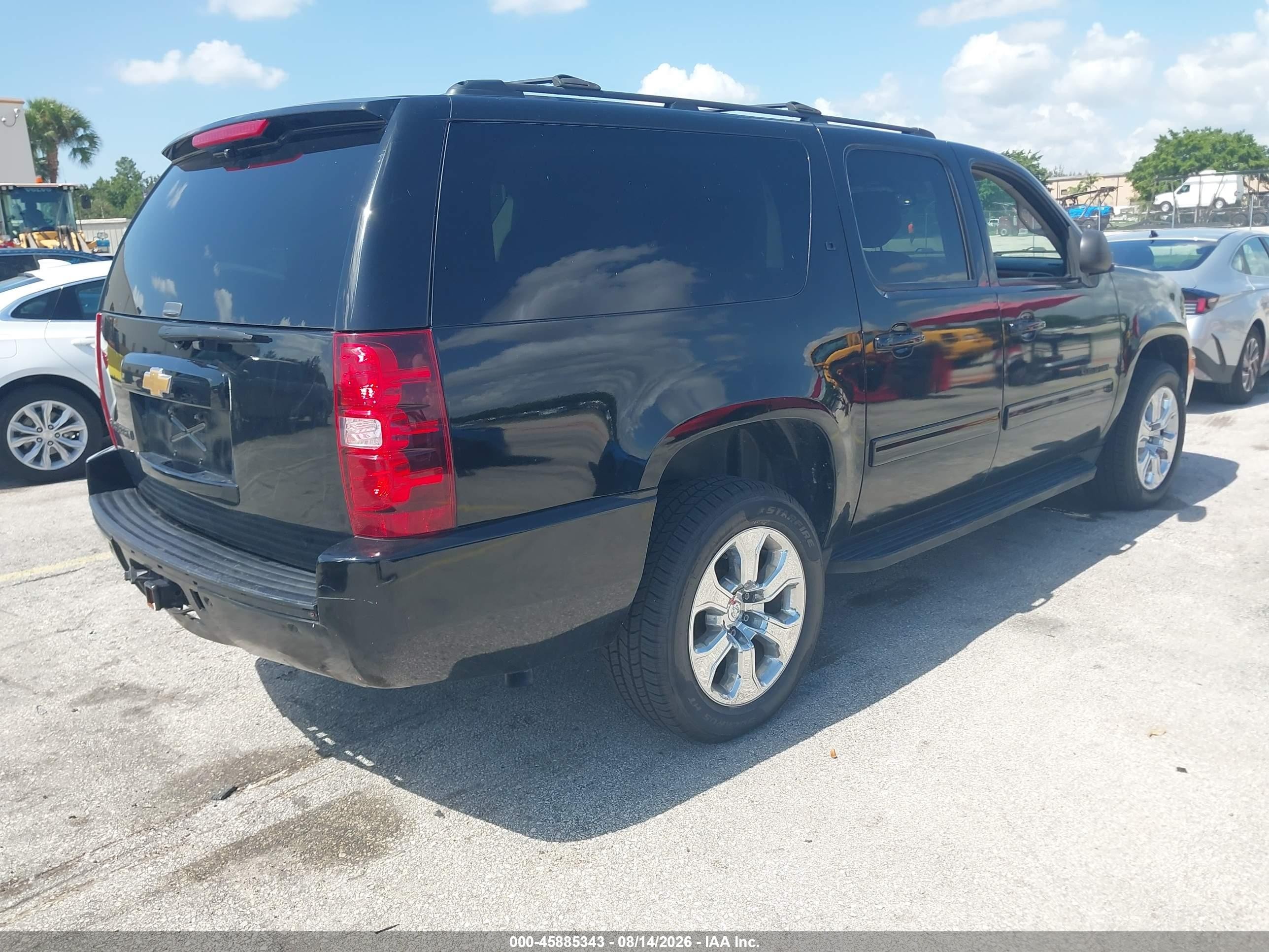 2013 Chevrolet Suburban 1500 Lt Black vin: 1GNSKJE79DR337080