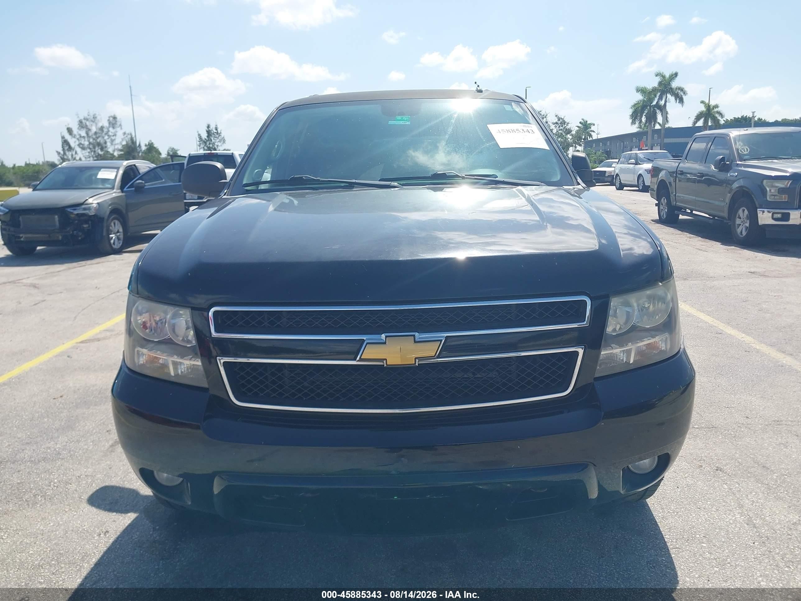 2013 Chevrolet Suburban 1500 Lt Black vin: 1GNSKJE79DR337080