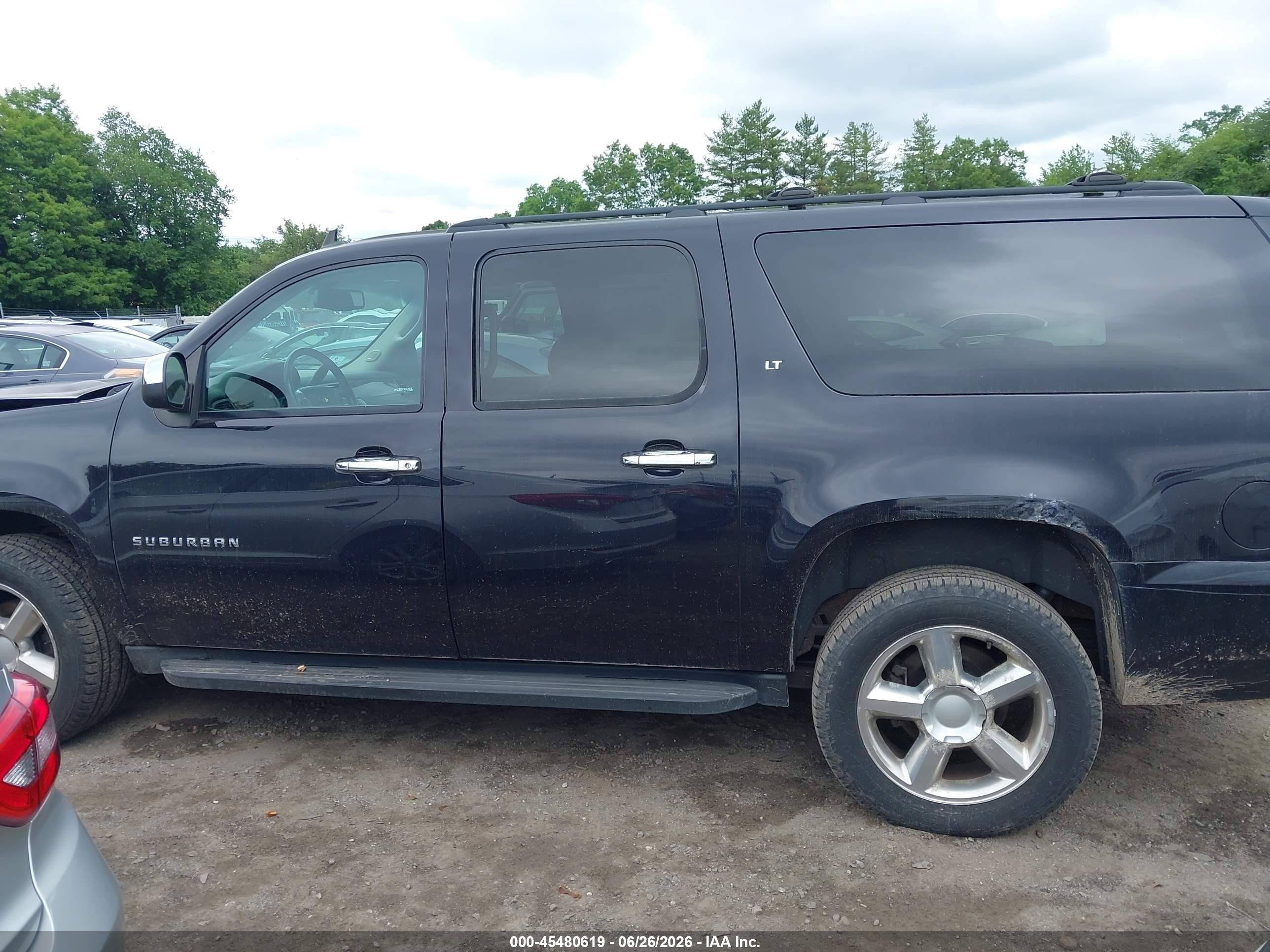 2014 Chevrolet Suburban Lt Black vin: 1GNSKJE79ER175985