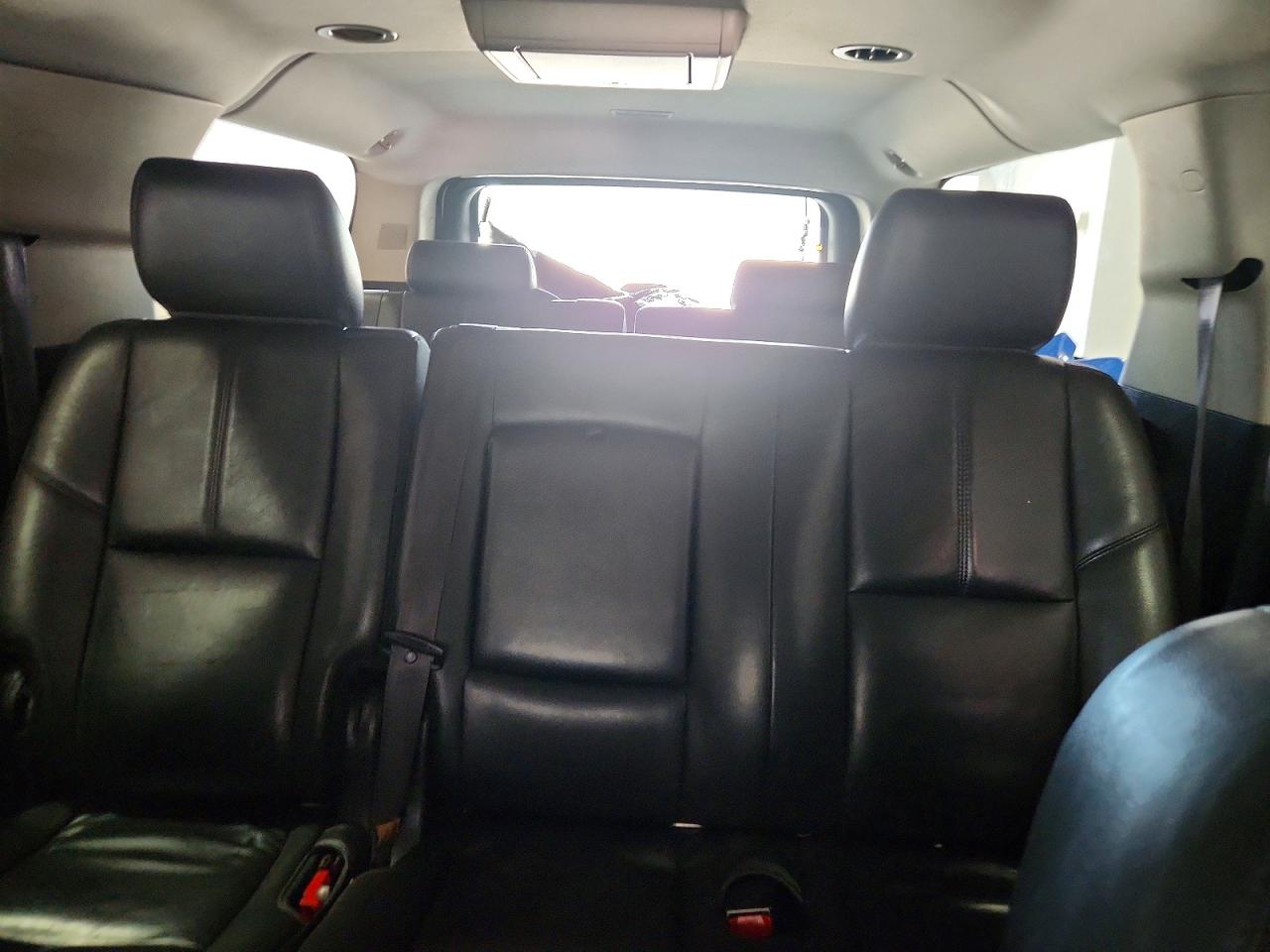 2013 Chevrolet Suburban K1500 Lt Beige vin: 1GNSKJE7XDR134974