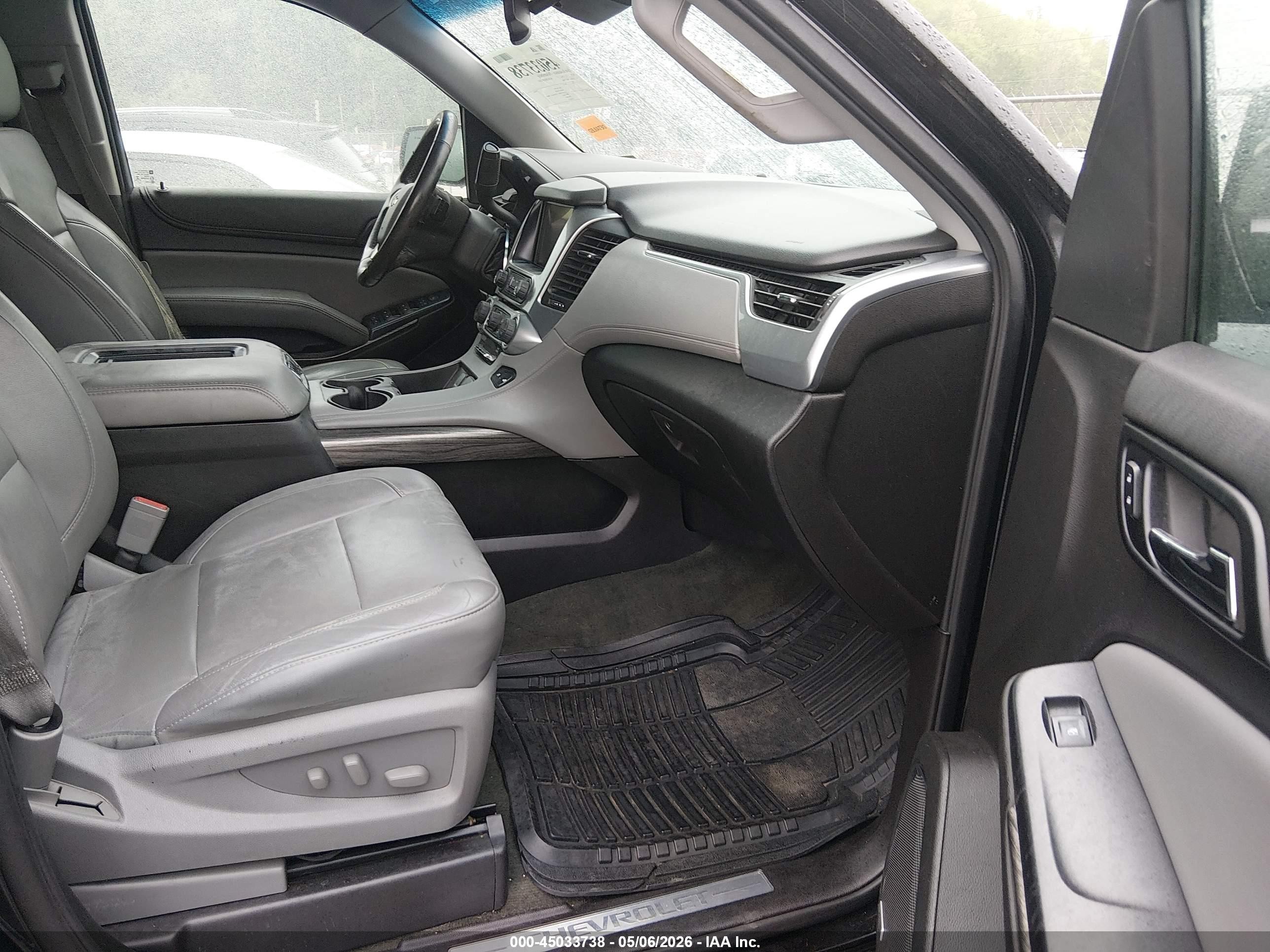 2015 Chevrolet Suburban 1500 Lt Черный vin: 1GNSKJKC0FR170788