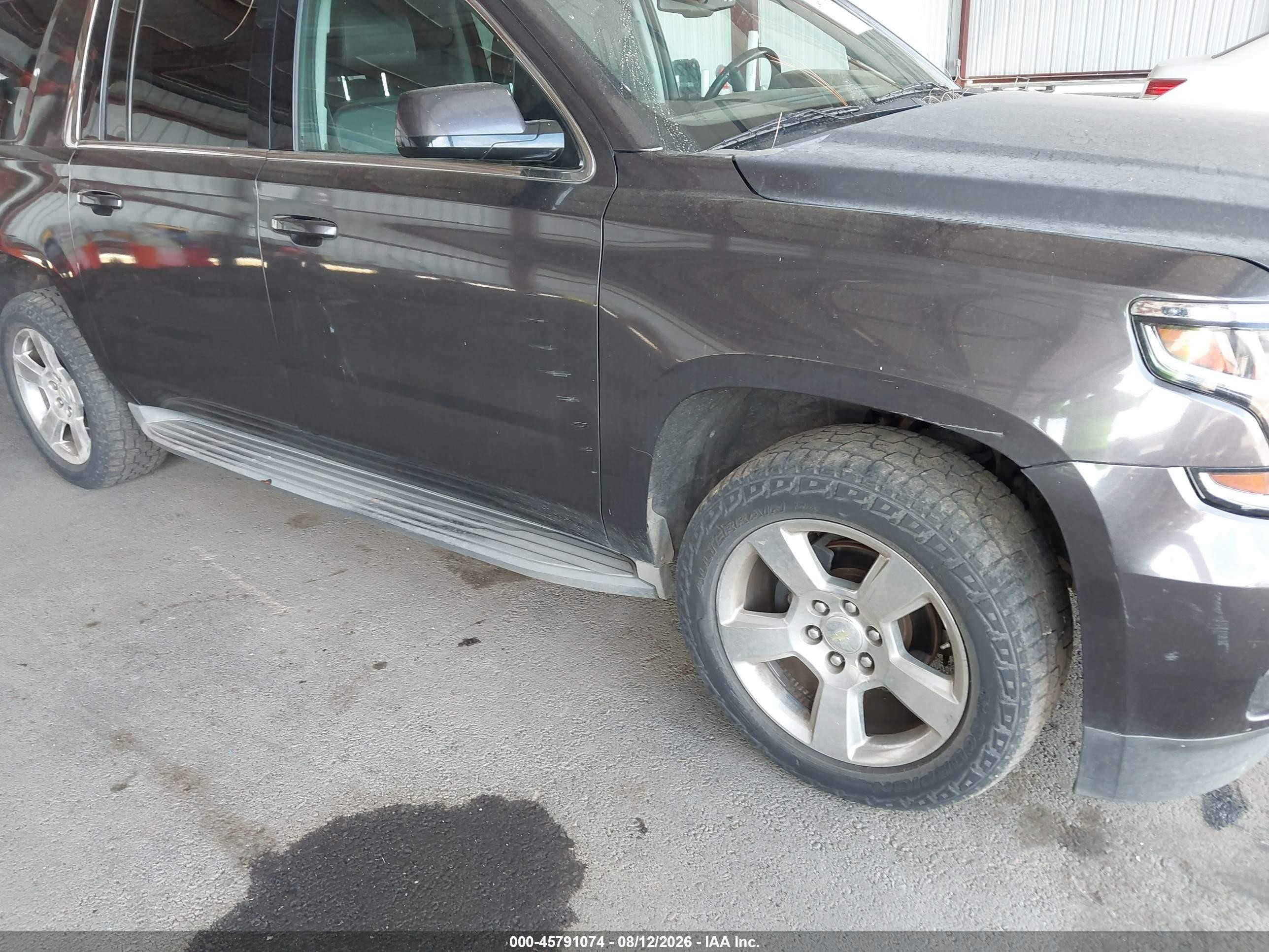 2015 Chevrolet Suburban Lt Gray vin: 1GNSKJKC0FR214093
