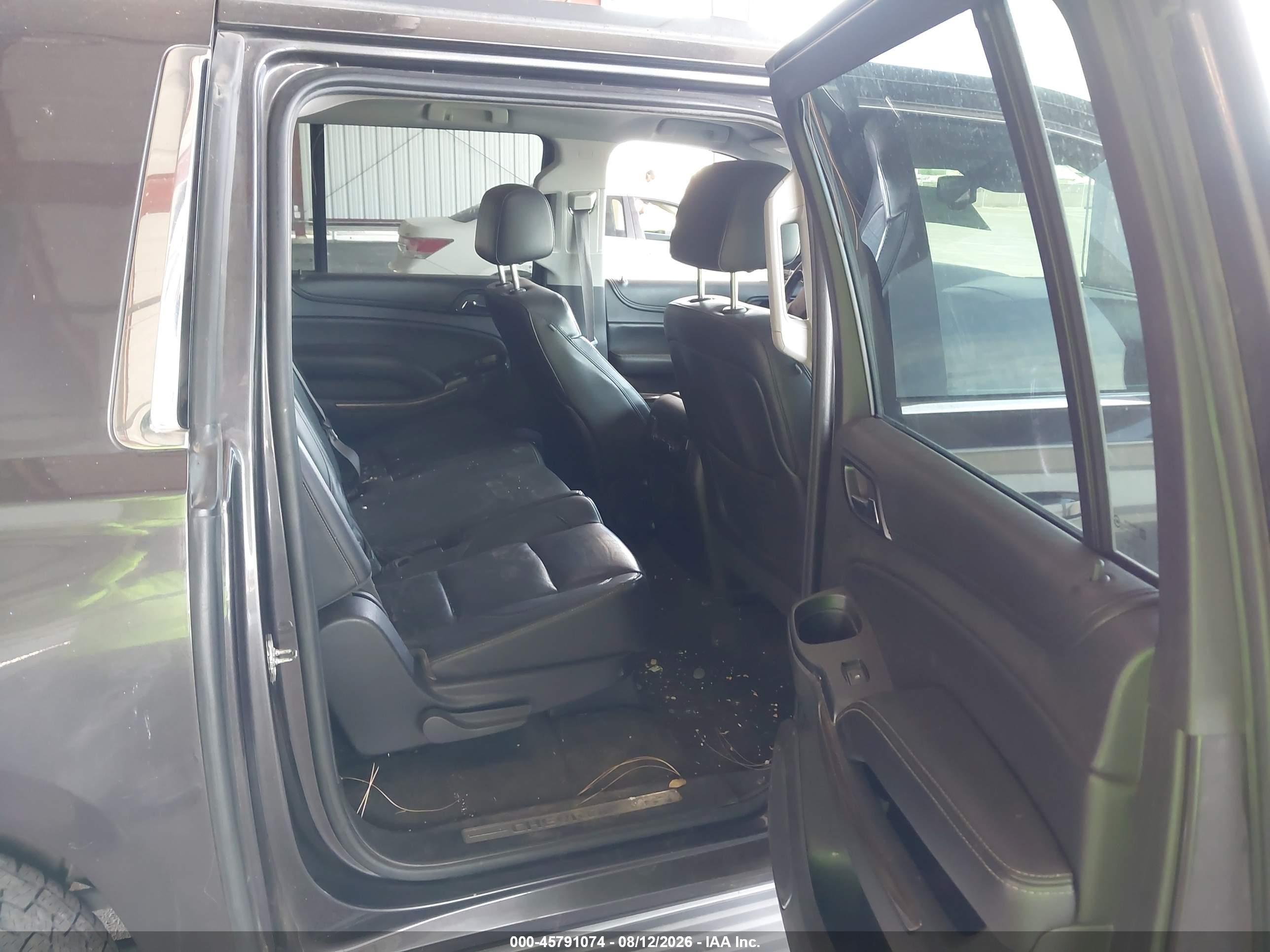 2015 Chevrolet Suburban Lt Gray vin: 1GNSKJKC0FR214093