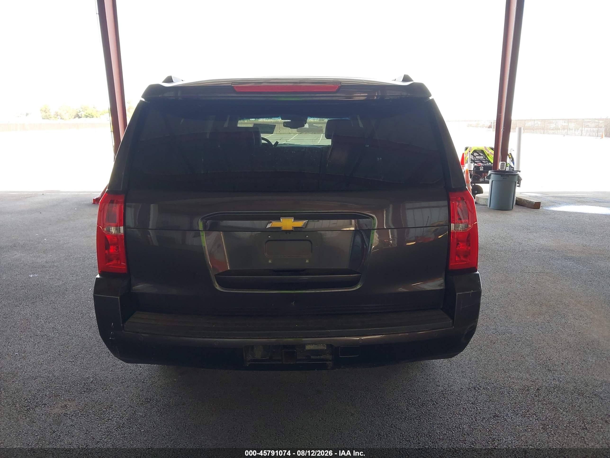 2015 Chevrolet Suburban Lt Gray vin: 1GNSKJKC0FR214093