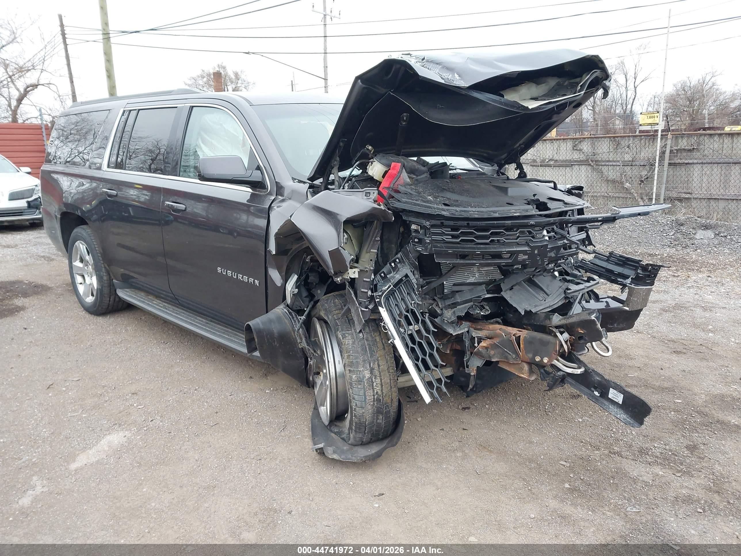 2015 Chevrolet Suburban 1500 Lt Gray vin: 1GNSKJKC0FR729059