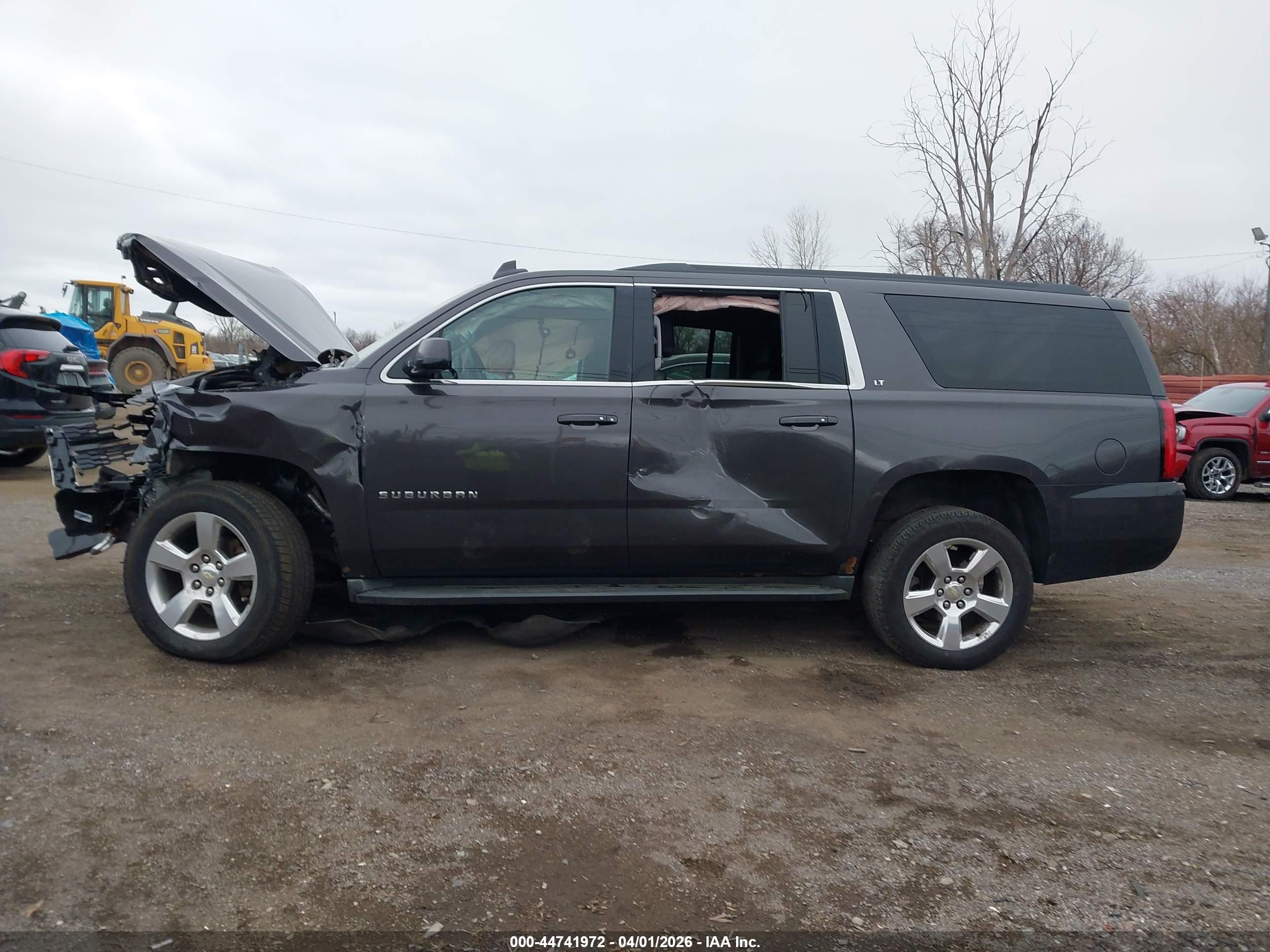 2015 Chevrolet Suburban 1500 Lt Gray vin: 1GNSKJKC0FR729059