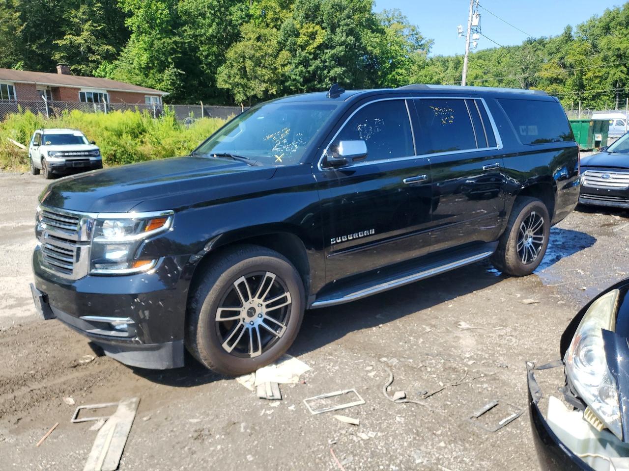 2017 Chevrolet Suburban K1500 Premier Черный vin: 1GNSKJKC0HR124221