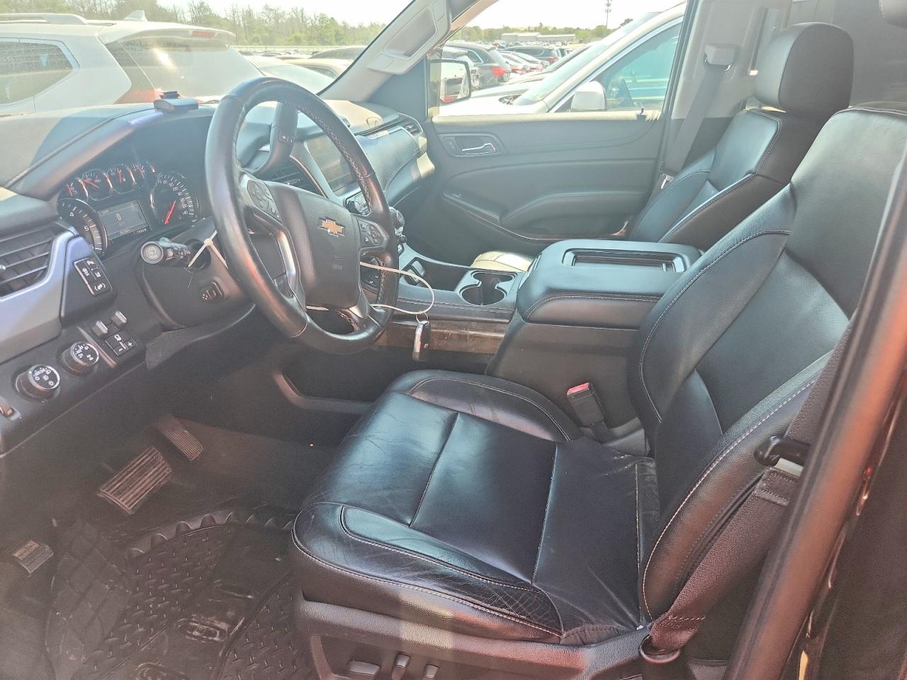 2015 Chevrolet Suburban K1500 Lt Черный vin: 1GNSKJKC2FR187334