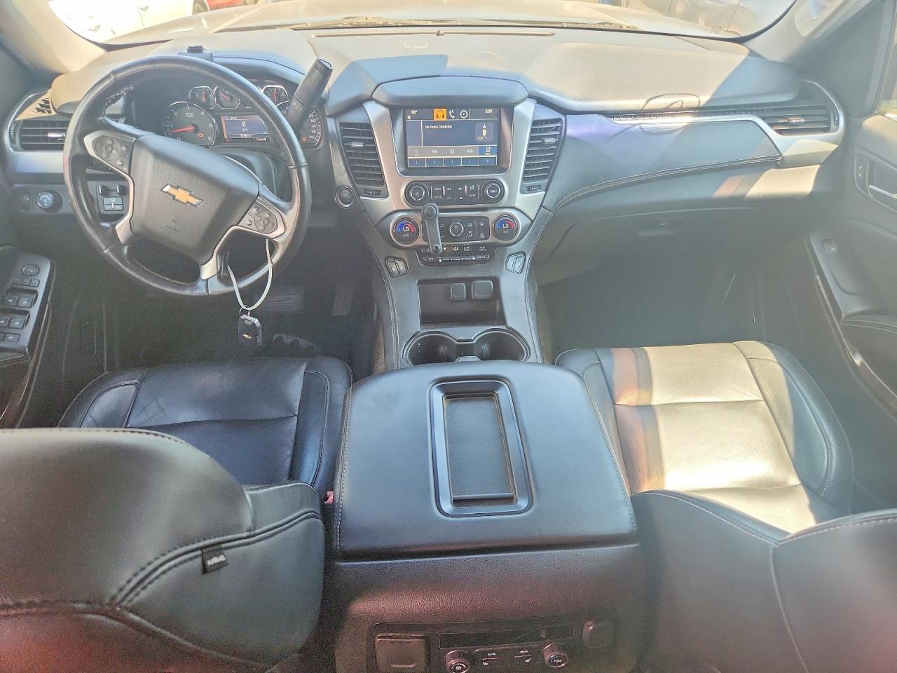 2015 Chevrolet Suburban K1500 Lt Черный vin: 1GNSKJKC2FR187334