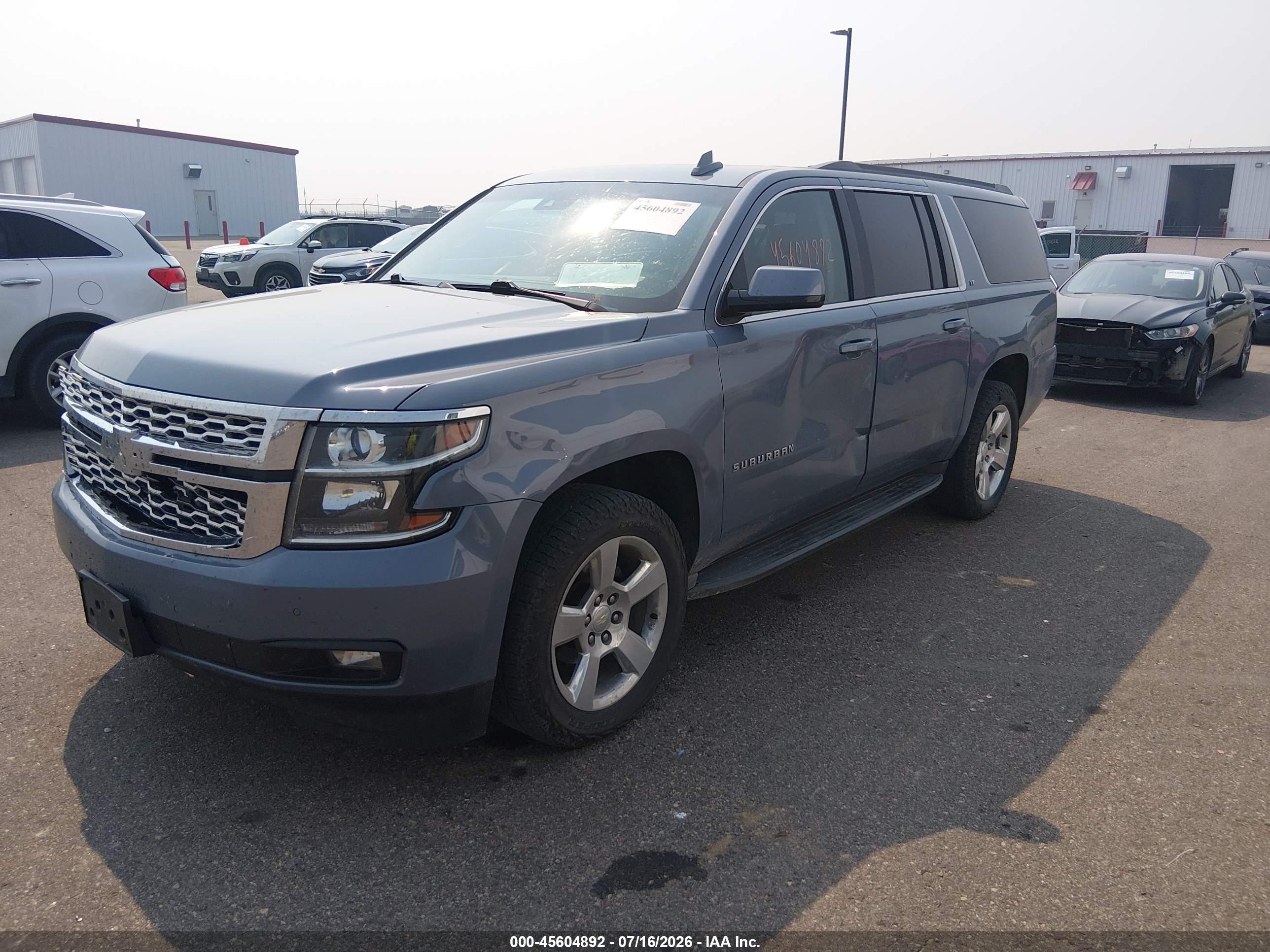2015 Chevrolet Suburban Lt Синий vin: 1GNSKJKC2FR745862