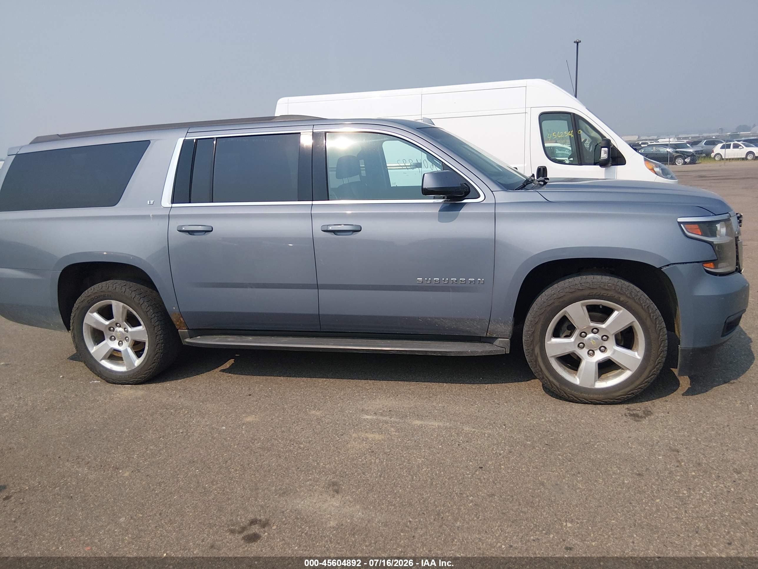 2015 Chevrolet Suburban Lt Синий vin: 1GNSKJKC2FR745862