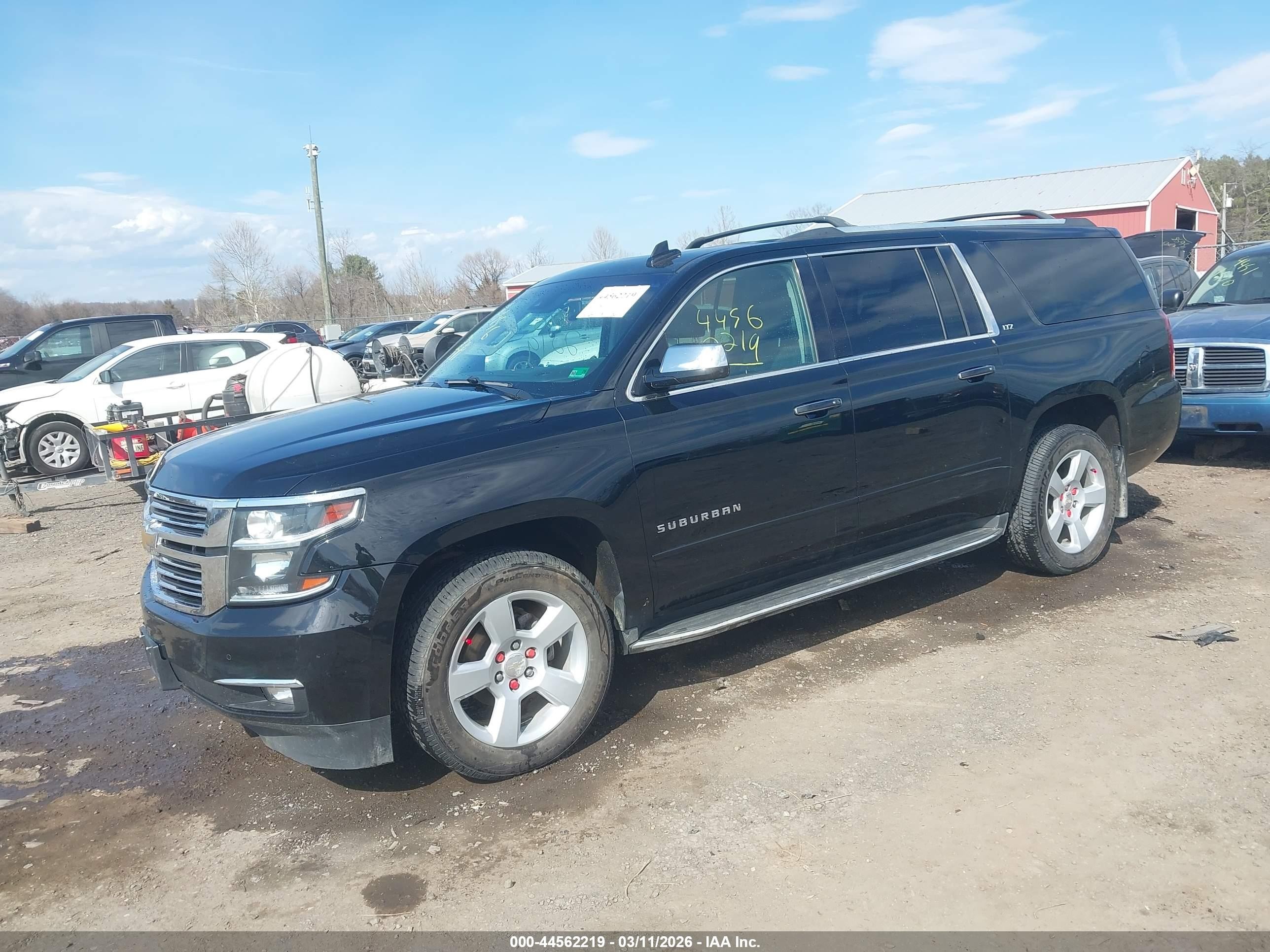 2016 Chevrolet Suburban Ltz Black vin: 1GNSKJKC2GR280128