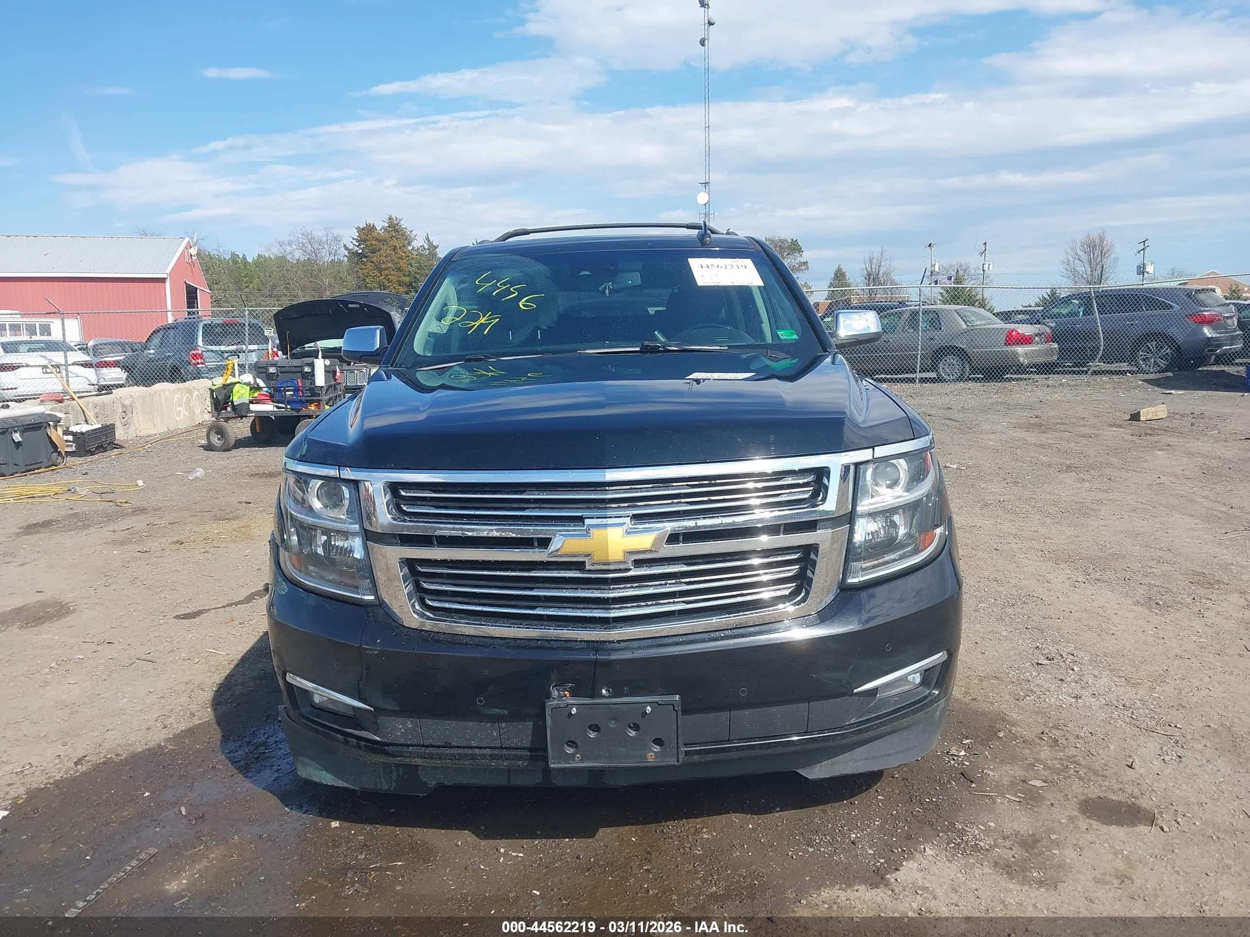 2016 Chevrolet Suburban Ltz Black vin: 1GNSKJKC2GR280128