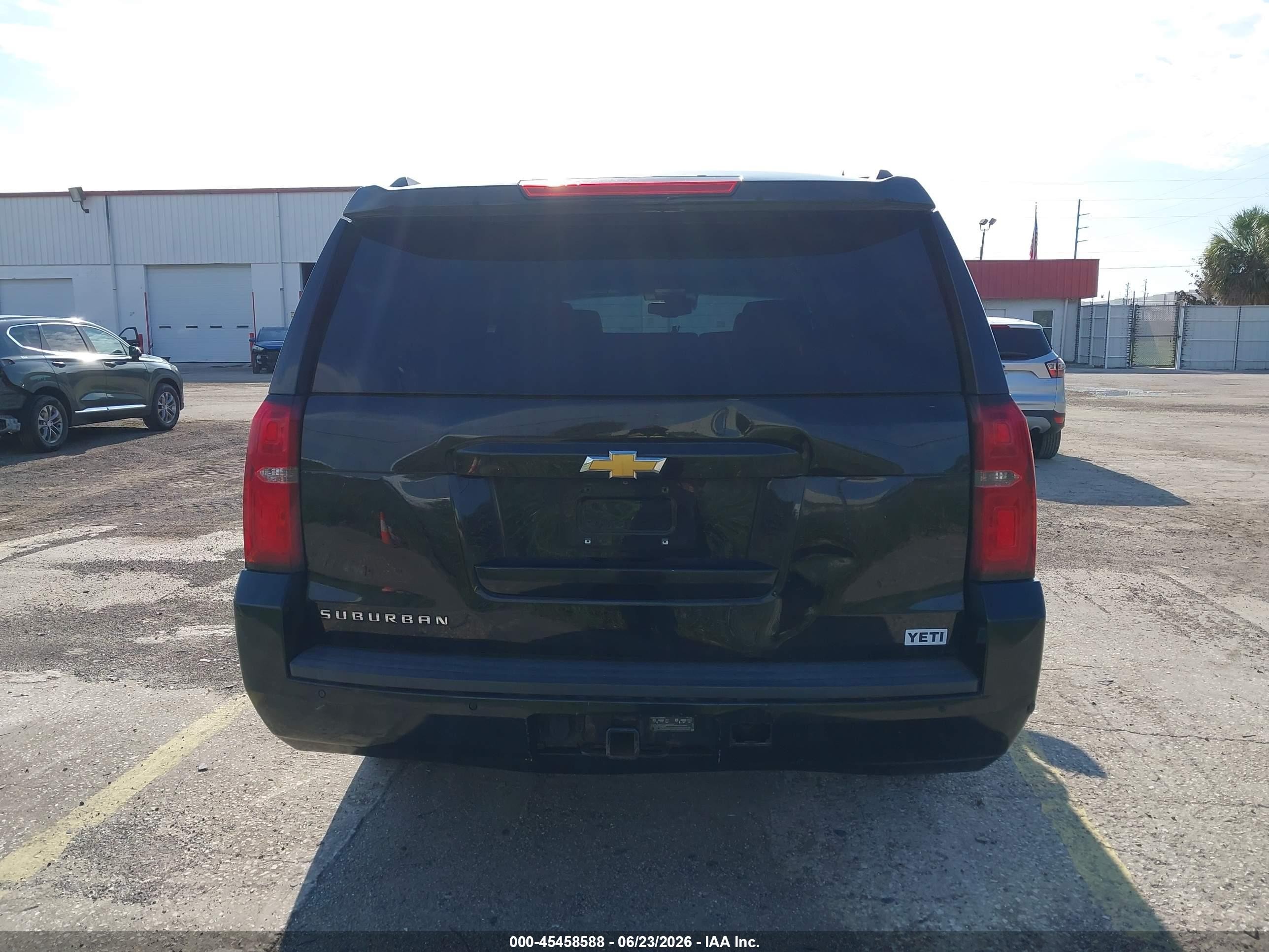 2015 Chevrolet Suburban Lt Black vin: 1GNSKJKC3FR556458