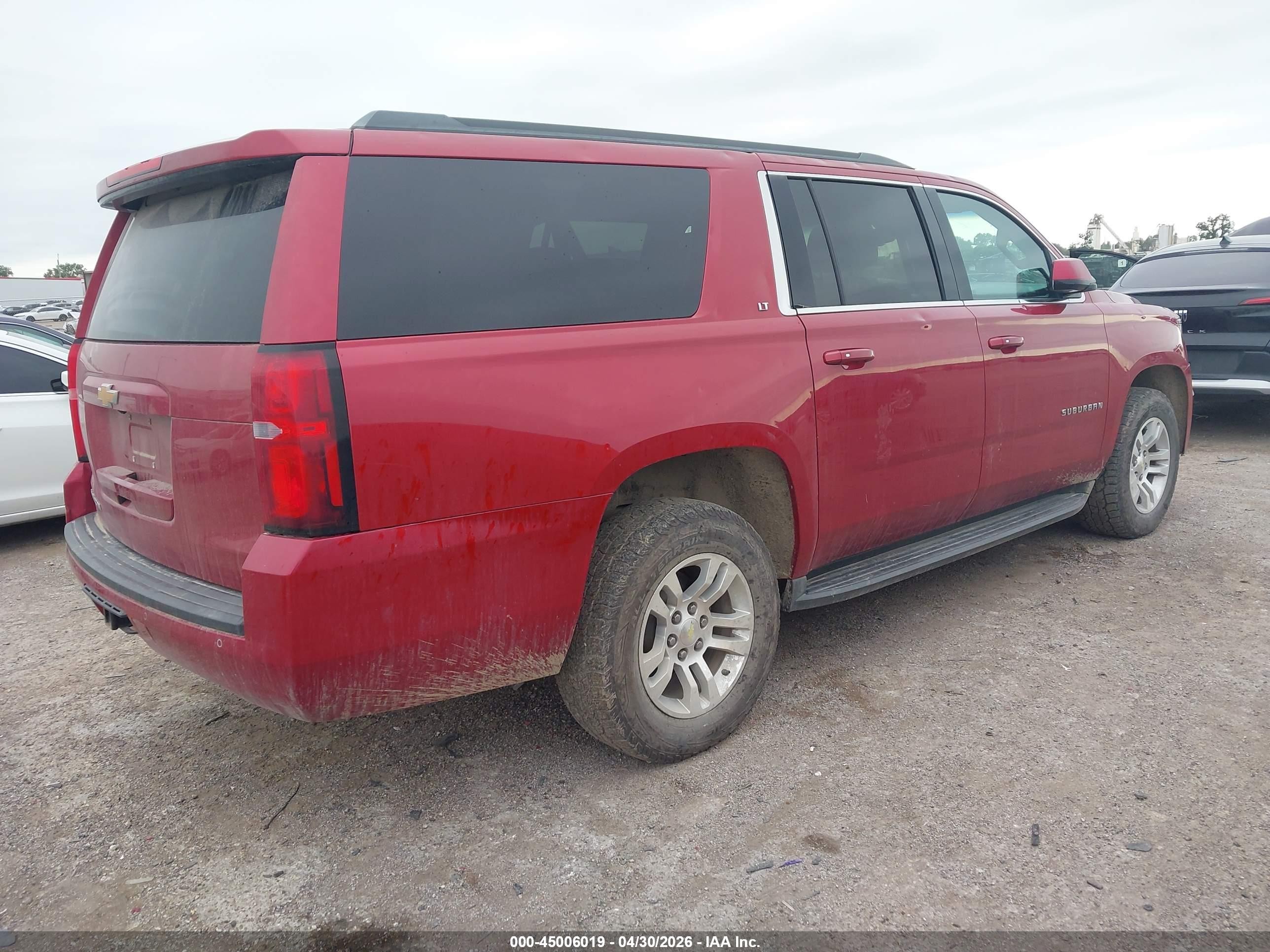 2015 Chevrolet Suburban 1500 Lt Red vin: 1GNSKJKC3FR700770