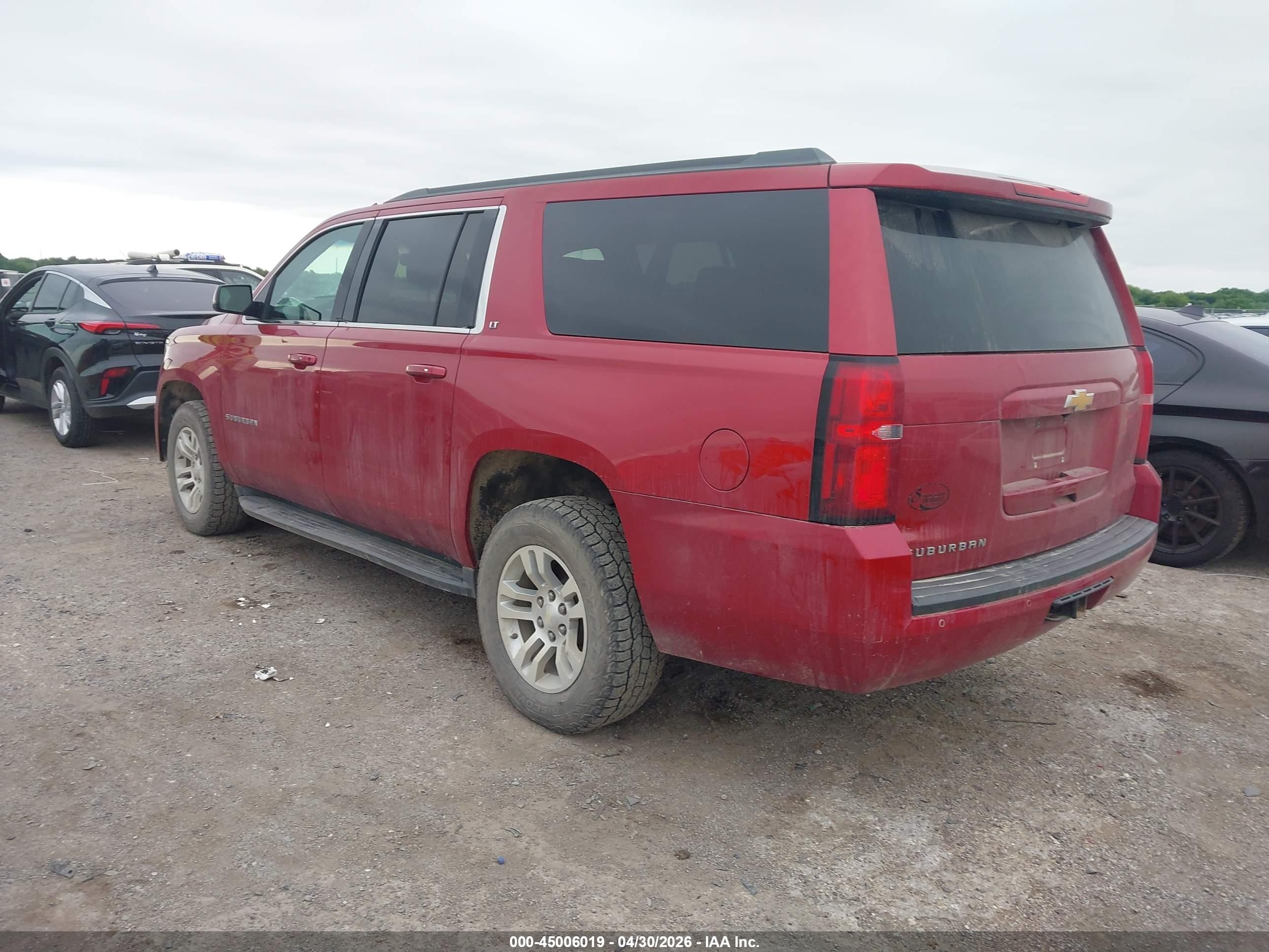 2015 Chevrolet Suburban 1500 Lt Red vin: 1GNSKJKC3FR700770