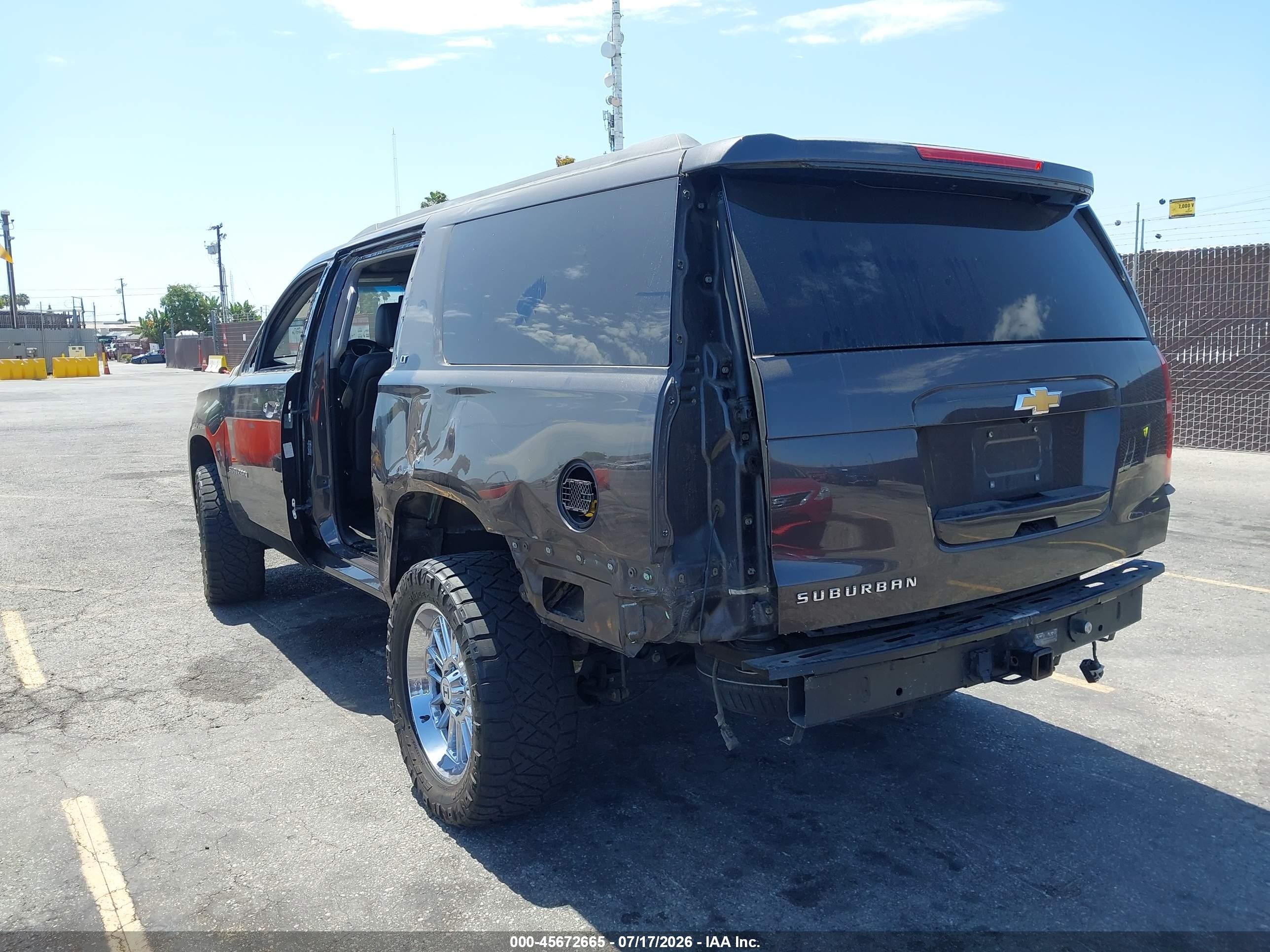 2015 Chevrolet Suburban Lt Gray vin: 1GNSKJKC4FR224187