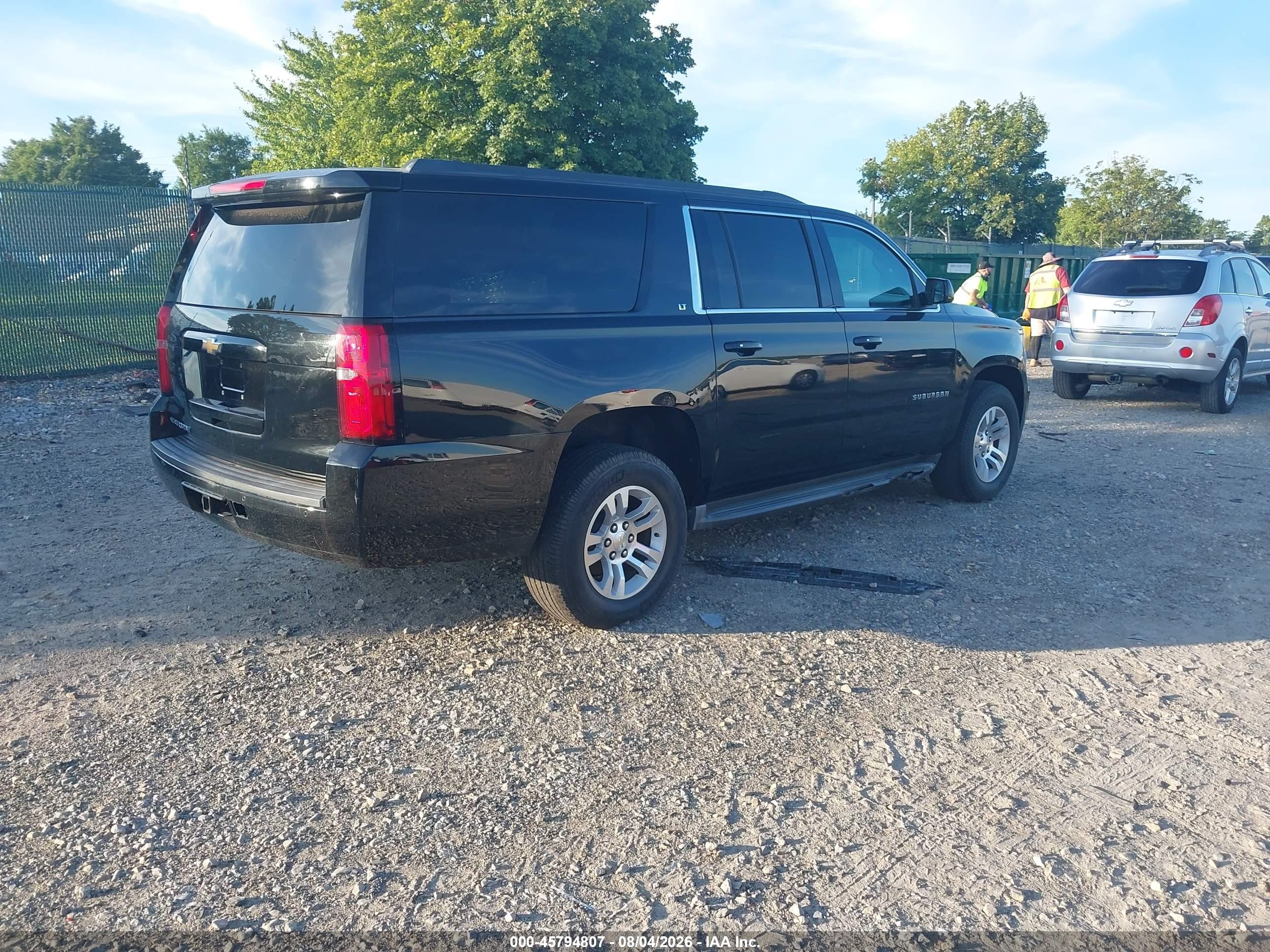2015 Chevrolet Suburban 1500 Lt Черный vin: 1GNSKJKC5FR547180