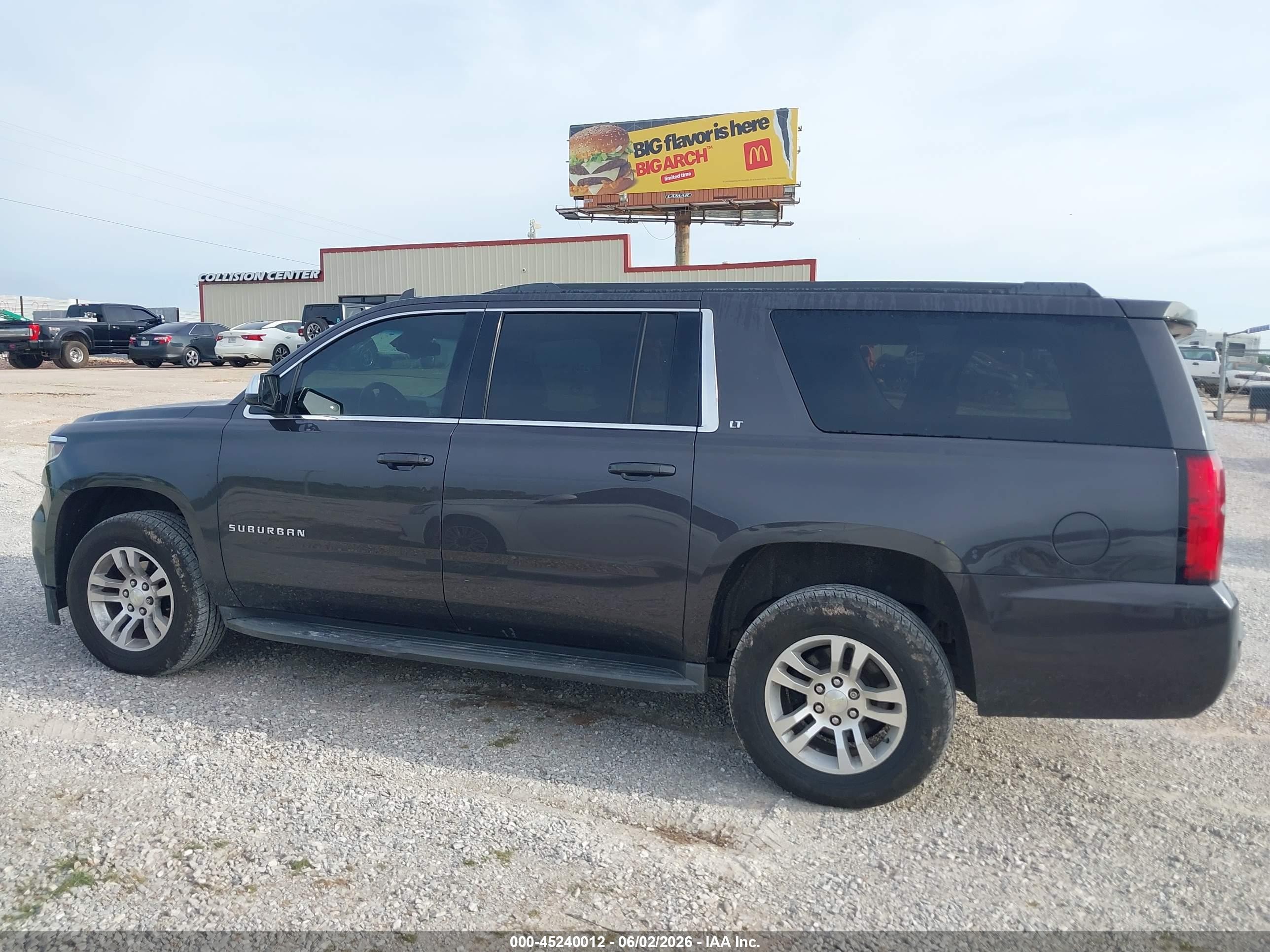 2015 Chevrolet Suburban 1500 Lt Gray vin: 1GNSKJKC5FR638076