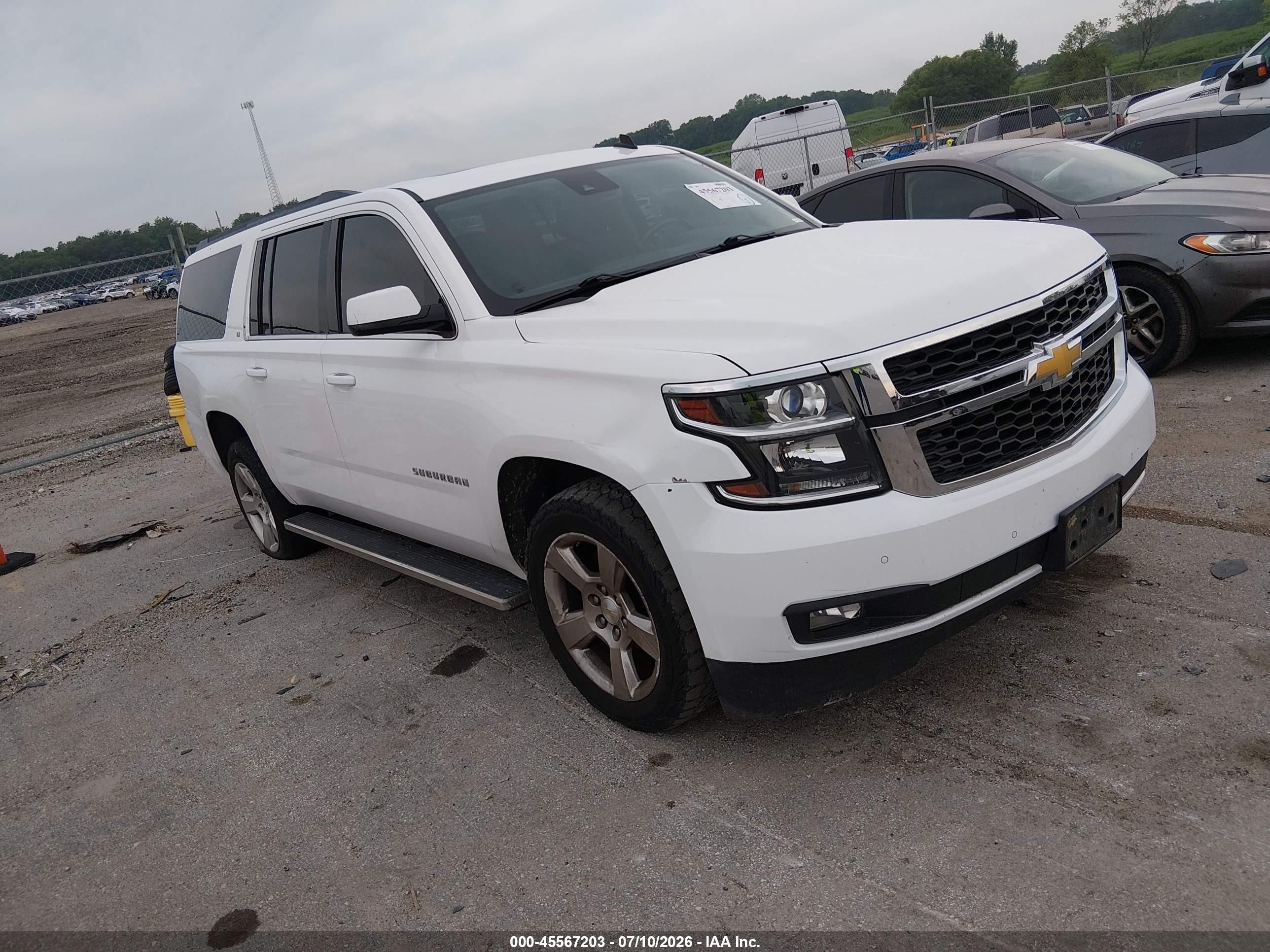 2015 Chevrolet Suburban Lt White vin: 1GNSKJKC6FR298324