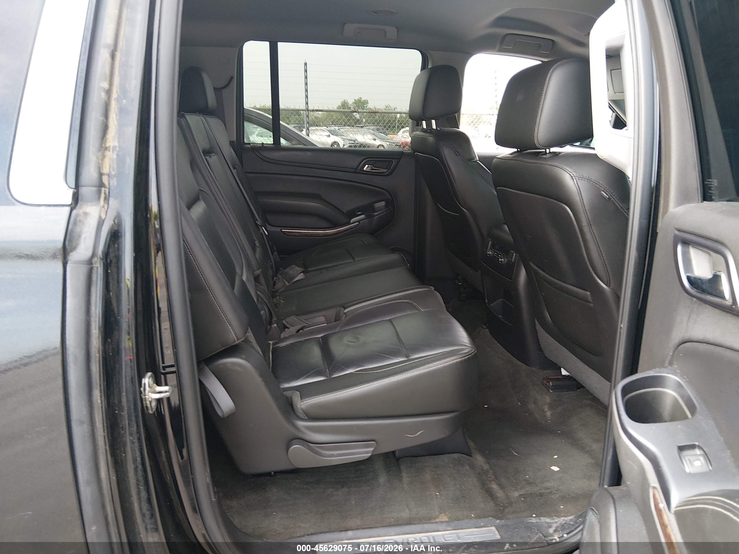 2015 Chevrolet Suburban Lt Black vin: 1GNSKJKC7FR243431