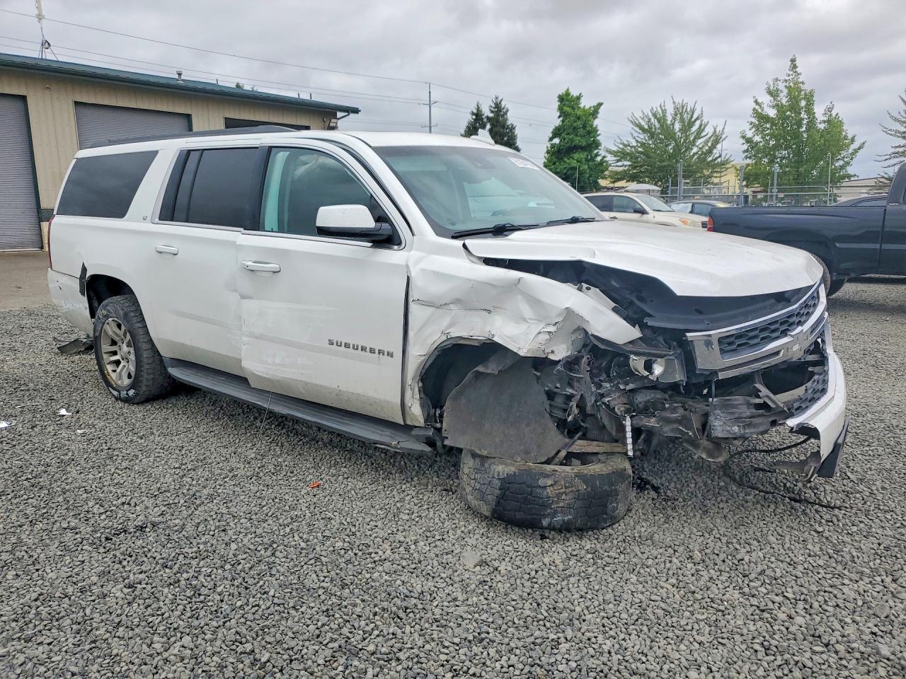 2015 Chevrolet Suburban K1500 Lt White vin: 1GNSKJKC7FR512124