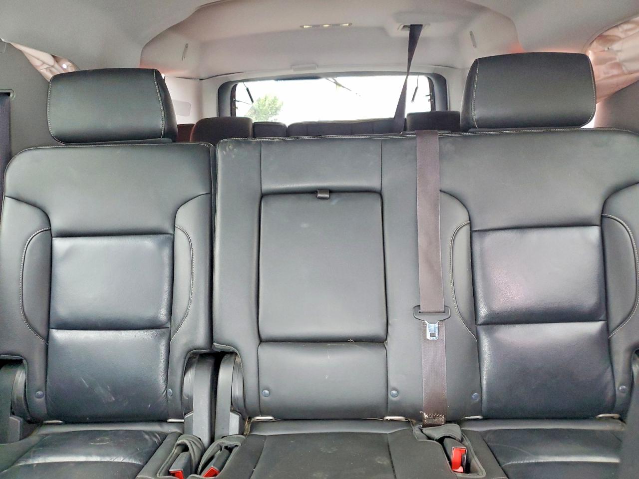 2015 Chevrolet Suburban K1500 Lt White vin: 1GNSKJKC7FR512124