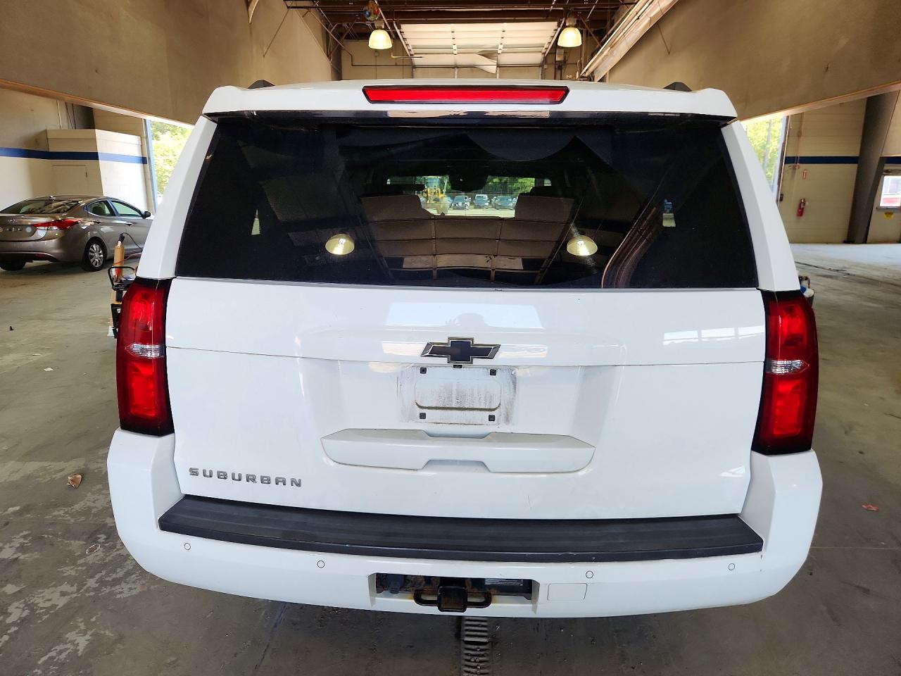2015 Chevrolet Suburban K1500 Lt White vin: 1GNSKJKC7FR720116