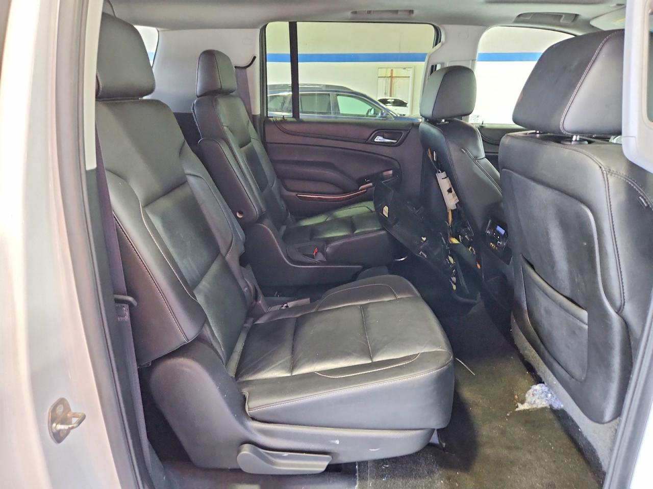 2015 Chevrolet Suburban K1500 Lt White vin: 1GNSKJKC7FR720116