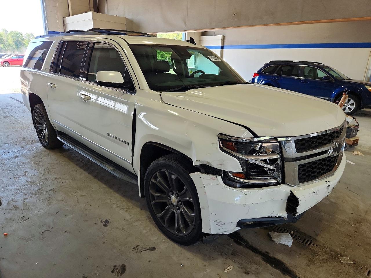 2015 Chevrolet Suburban K1500 Lt White vin: 1GNSKJKC7FR720116