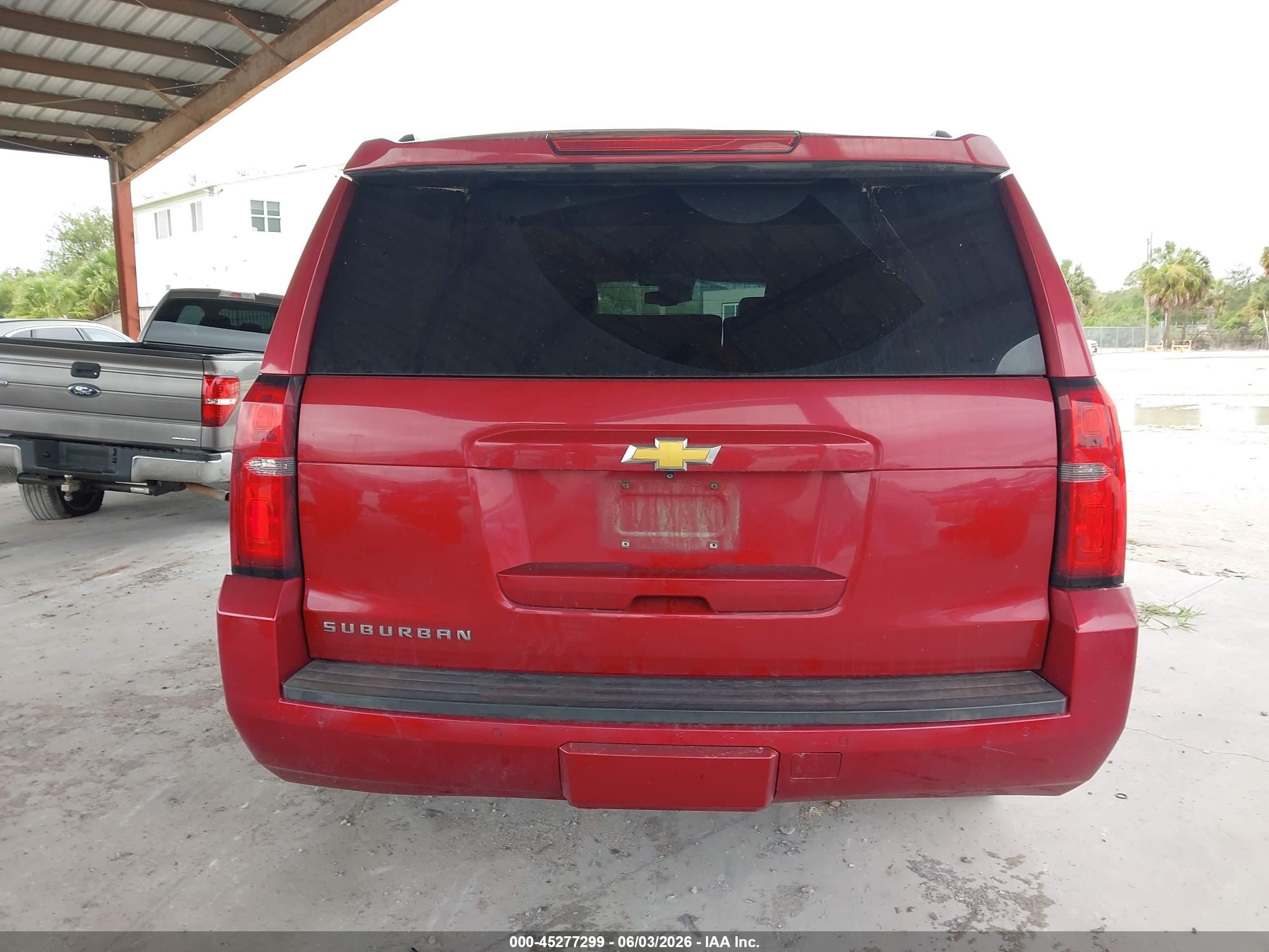 2015 Chevrolet Suburban 1500 Lt Red vin: 1GNSKJKC8FR299152