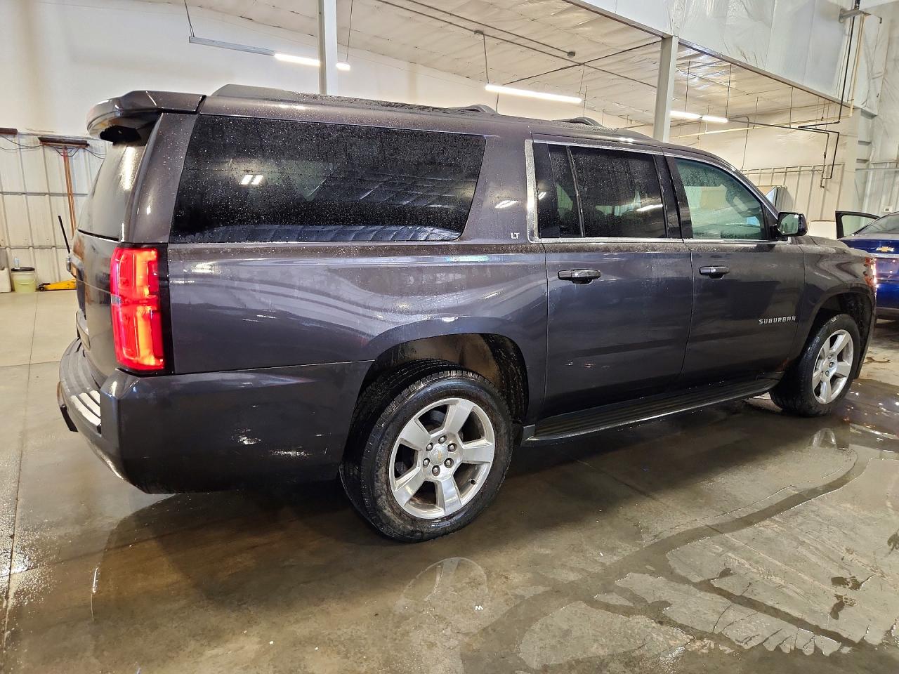 2015 Chevrolet Suburban K1500 Lt Gray vin: 1GNSKJKC8FR531748