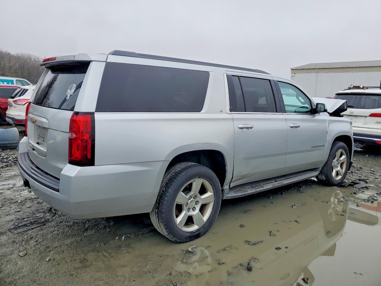 2015 Chevrolet Suburban K1500 Lt Silver vin: 1GNSKJKC8FR643210