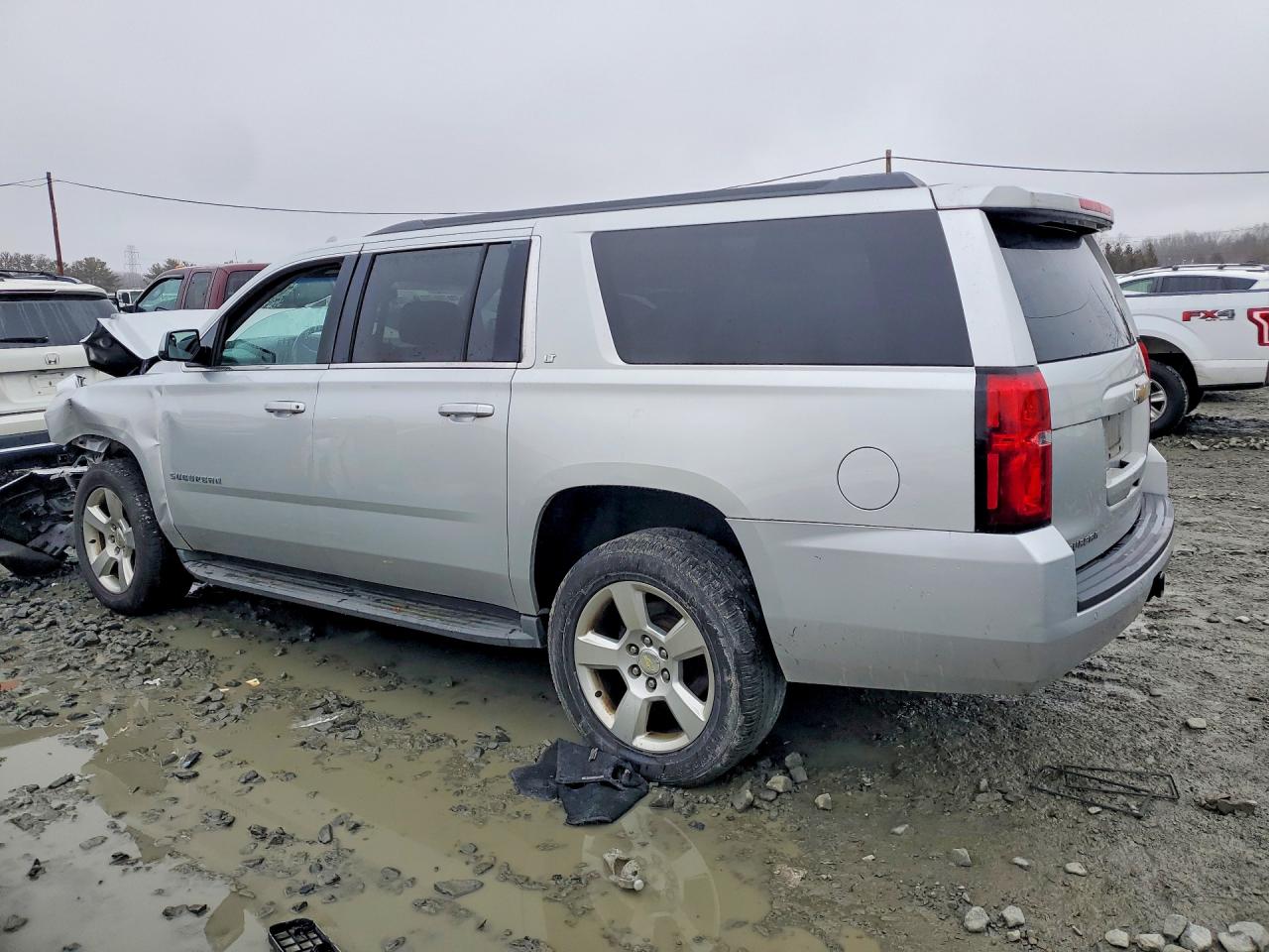 2015 Chevrolet Suburban K1500 Lt Silver vin: 1GNSKJKC8FR643210