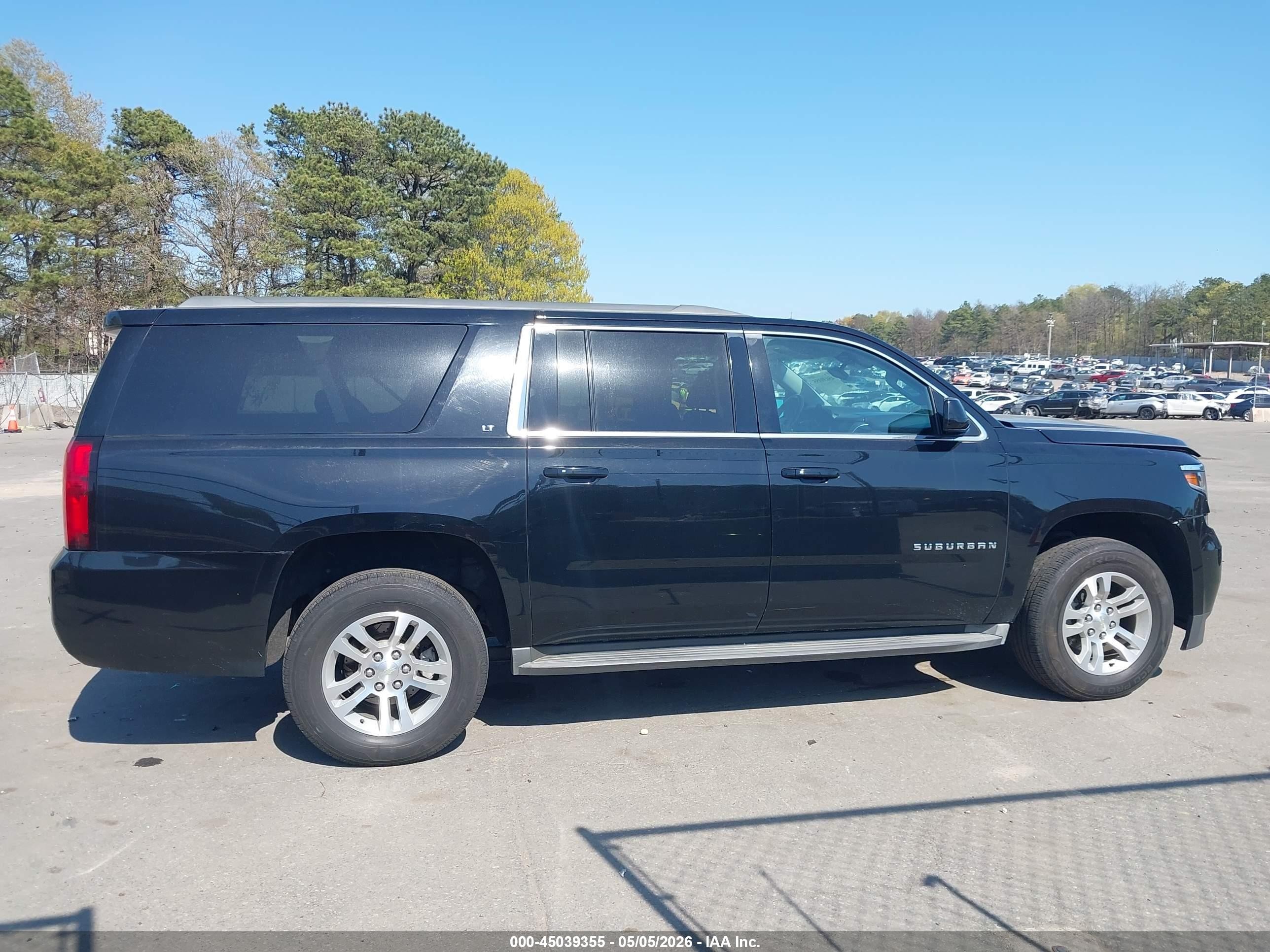 2015 Chevrolet Suburban 1500 Lt Black vin: 1GNSKJKC9FR583731