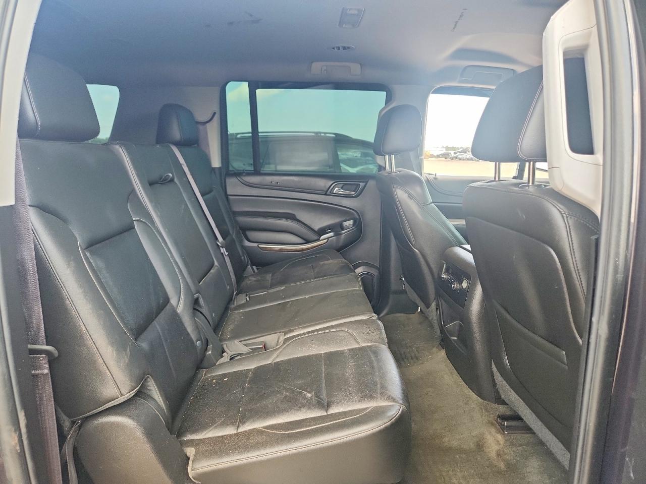 2015 Chevrolet Suburban K1500 Lt Gray vin: 1GNSKJKCXFR192717