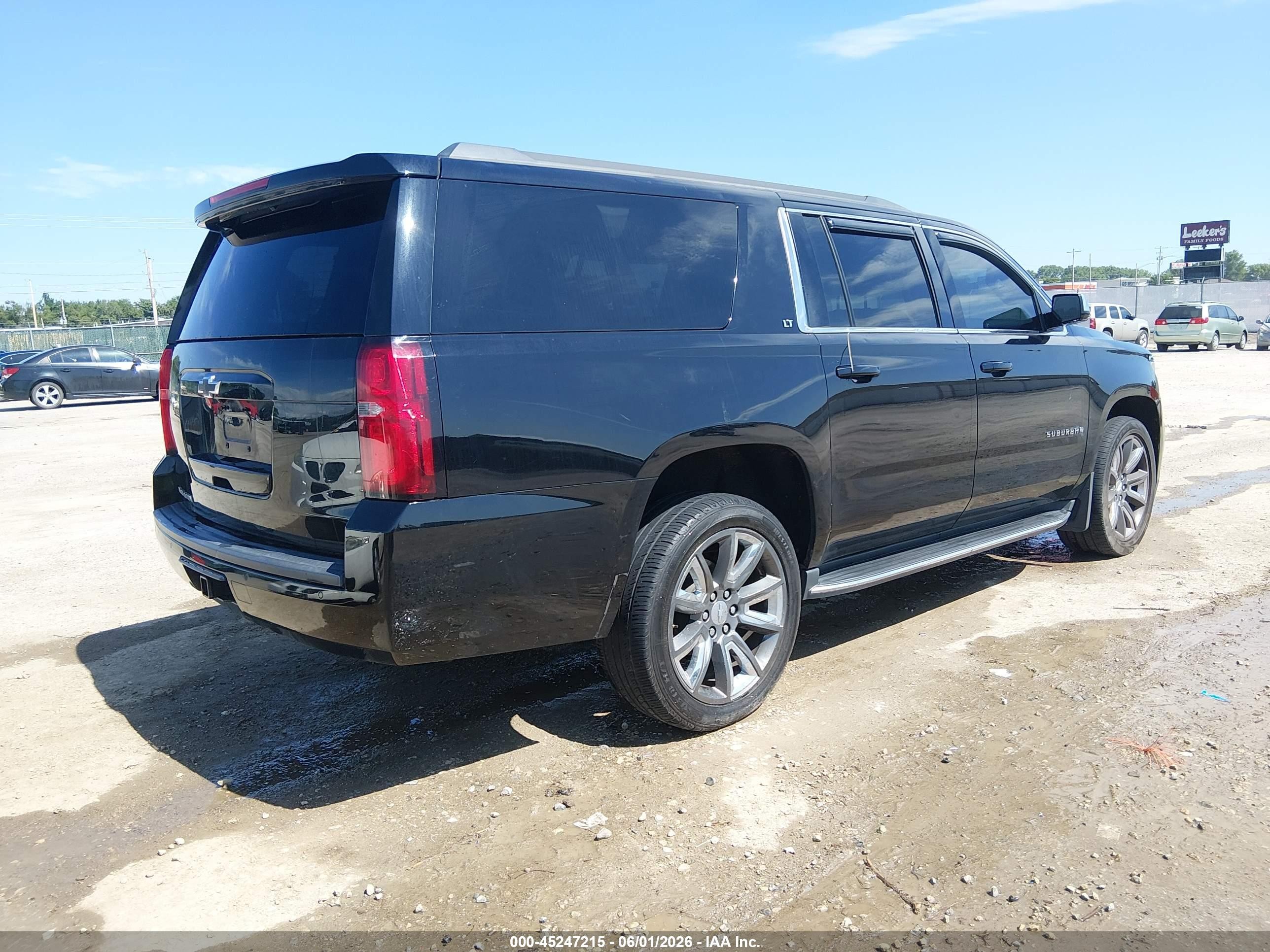 2015 Chevrolet Suburban 1500 Lt Black vin: 1GNSKJKCXFR193429