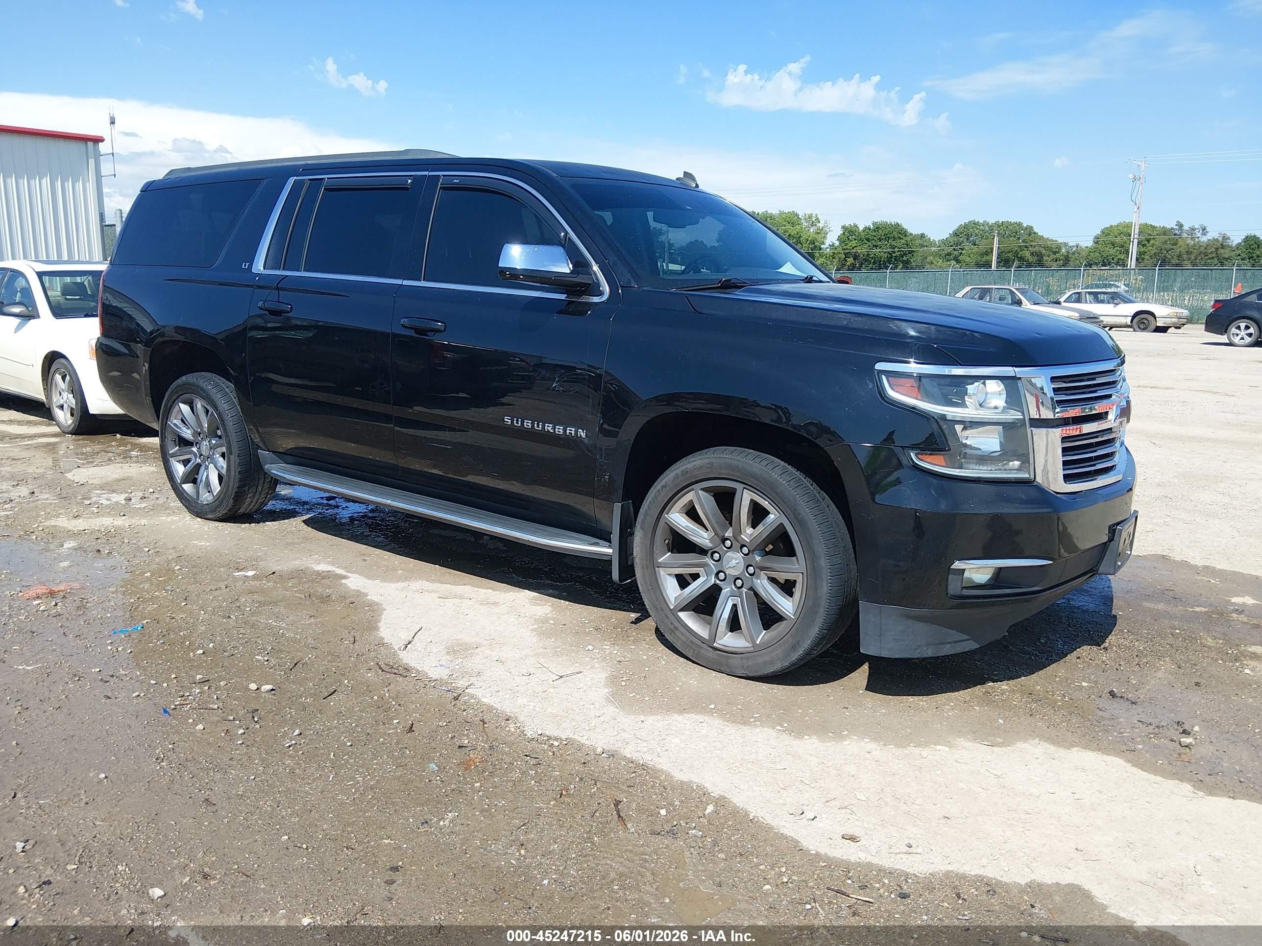 2015 Chevrolet Suburban 1500 Lt Black vin: 1GNSKJKCXFR193429