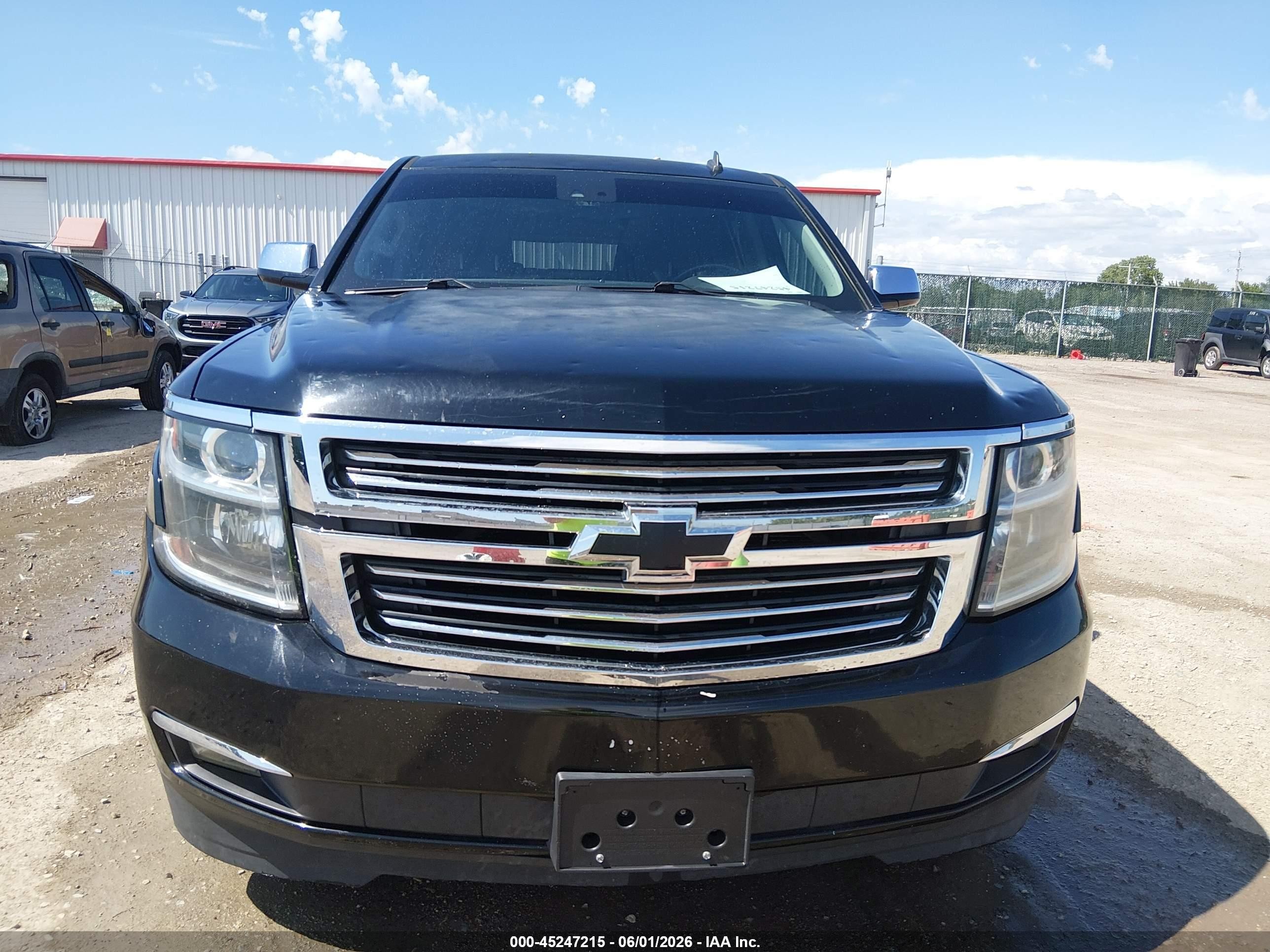 2015 Chevrolet Suburban 1500 Lt Black vin: 1GNSKJKCXFR193429