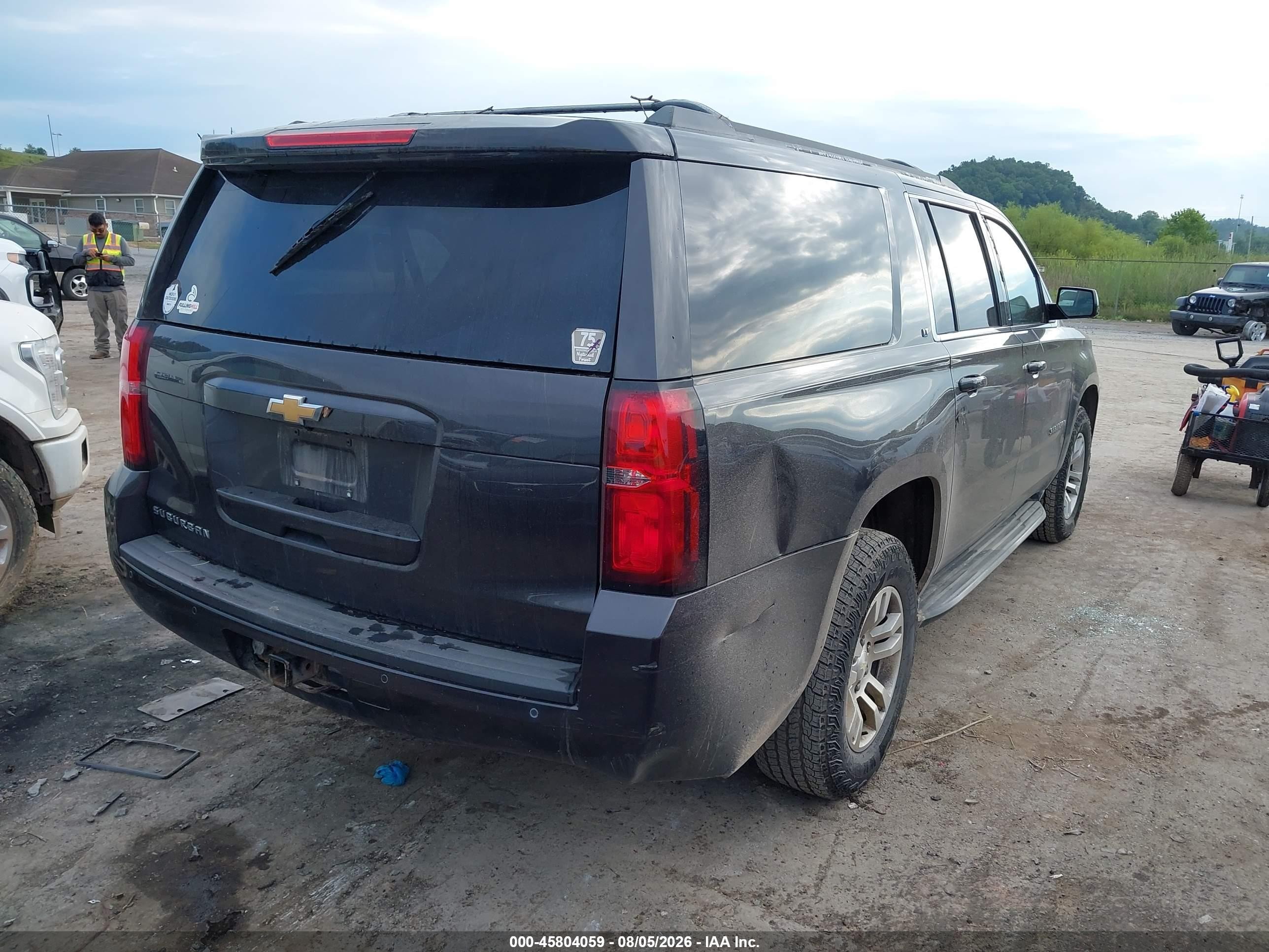 2015 Chevrolet Suburban Lt Gray vin: 1GNSKJKCXFR194712