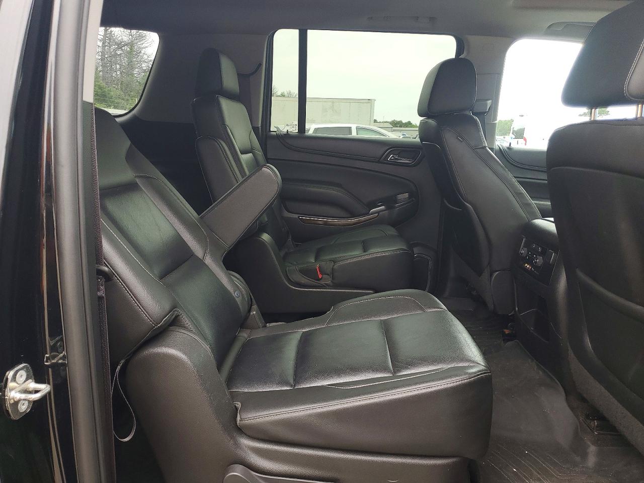 2015 Chevrolet Suburban K1500 Lt Black vin: 1GNSKJKCXFR685099
