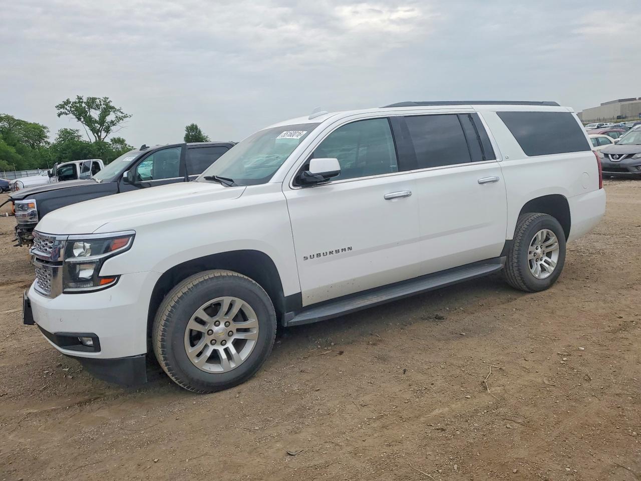 2015 Chevrolet Suburban K1500 Lt Белый vin: 1GNSKJKCXFR694871