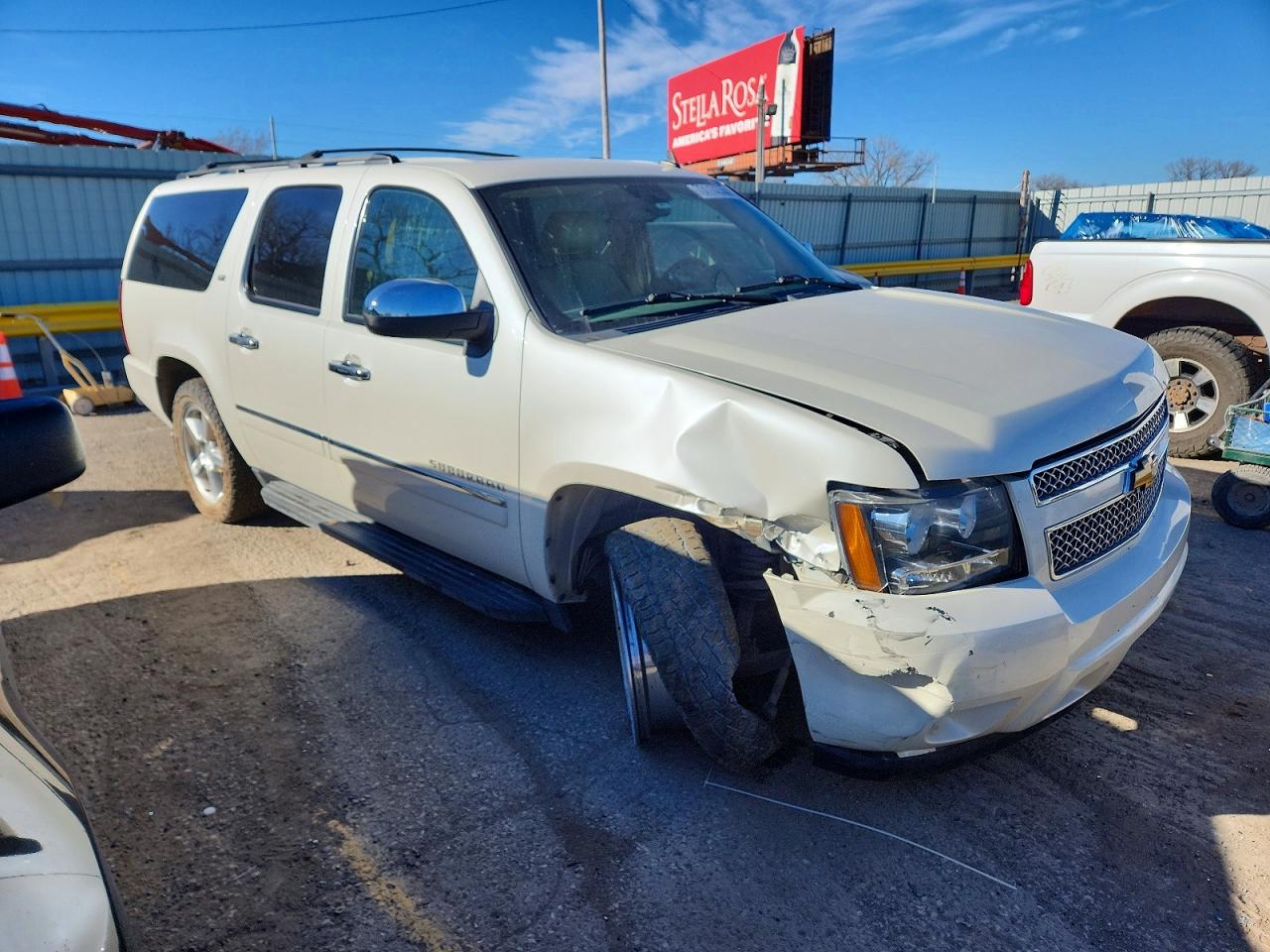 2014 Chevrolet Suburban K1500 Ltz White vin: 1GNSKKE70ER163214