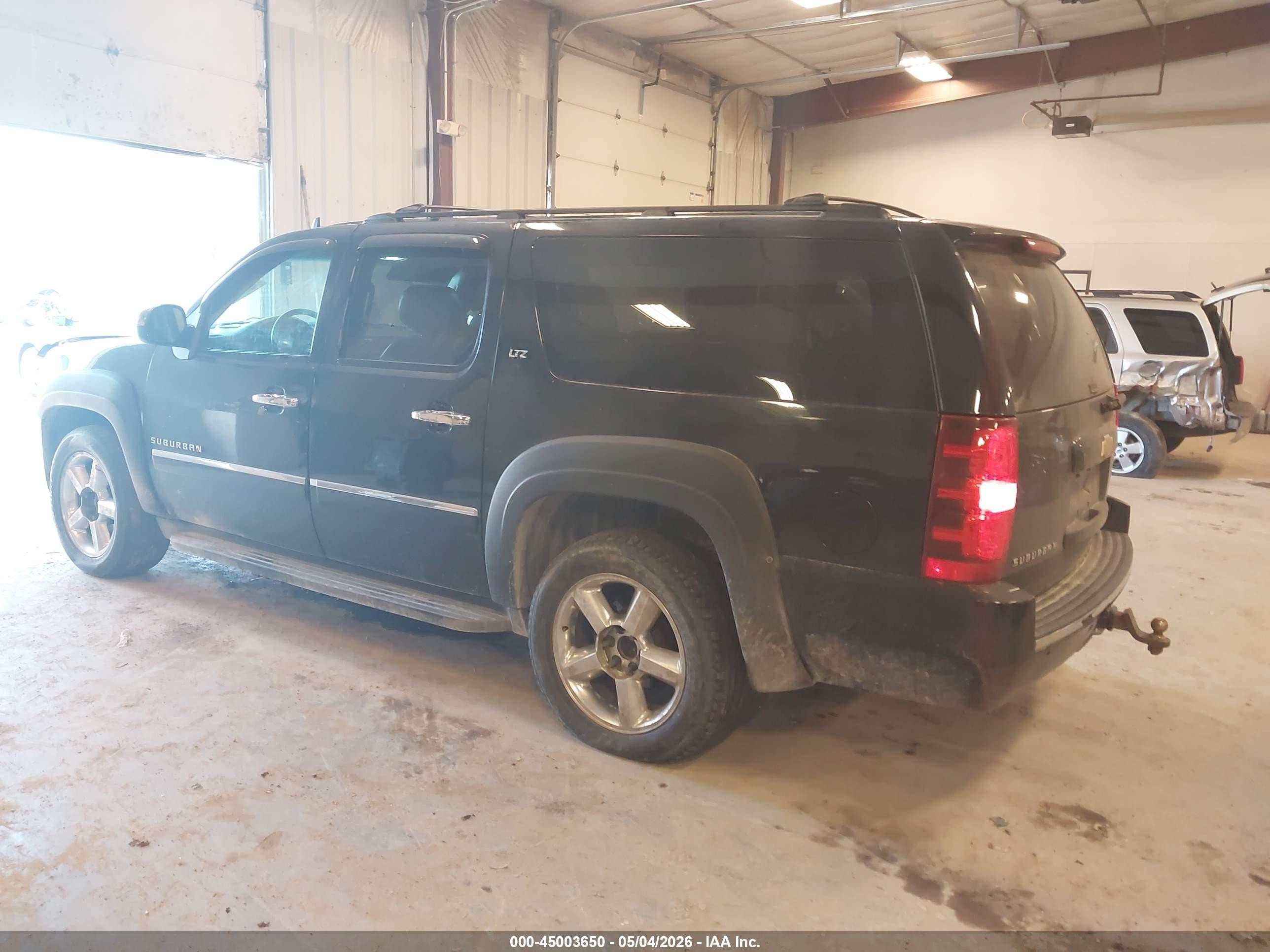 2013 Chevrolet Suburban 1500 Ltz Black vin: 1GNSKKE73DR112403