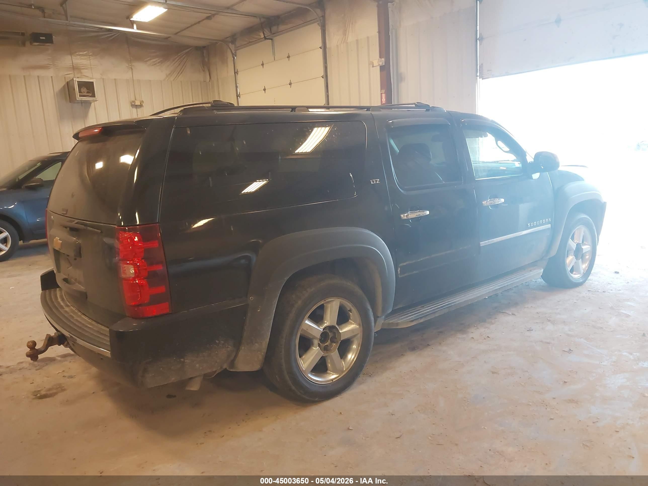 2013 Chevrolet Suburban 1500 Ltz Black vin: 1GNSKKE73DR112403