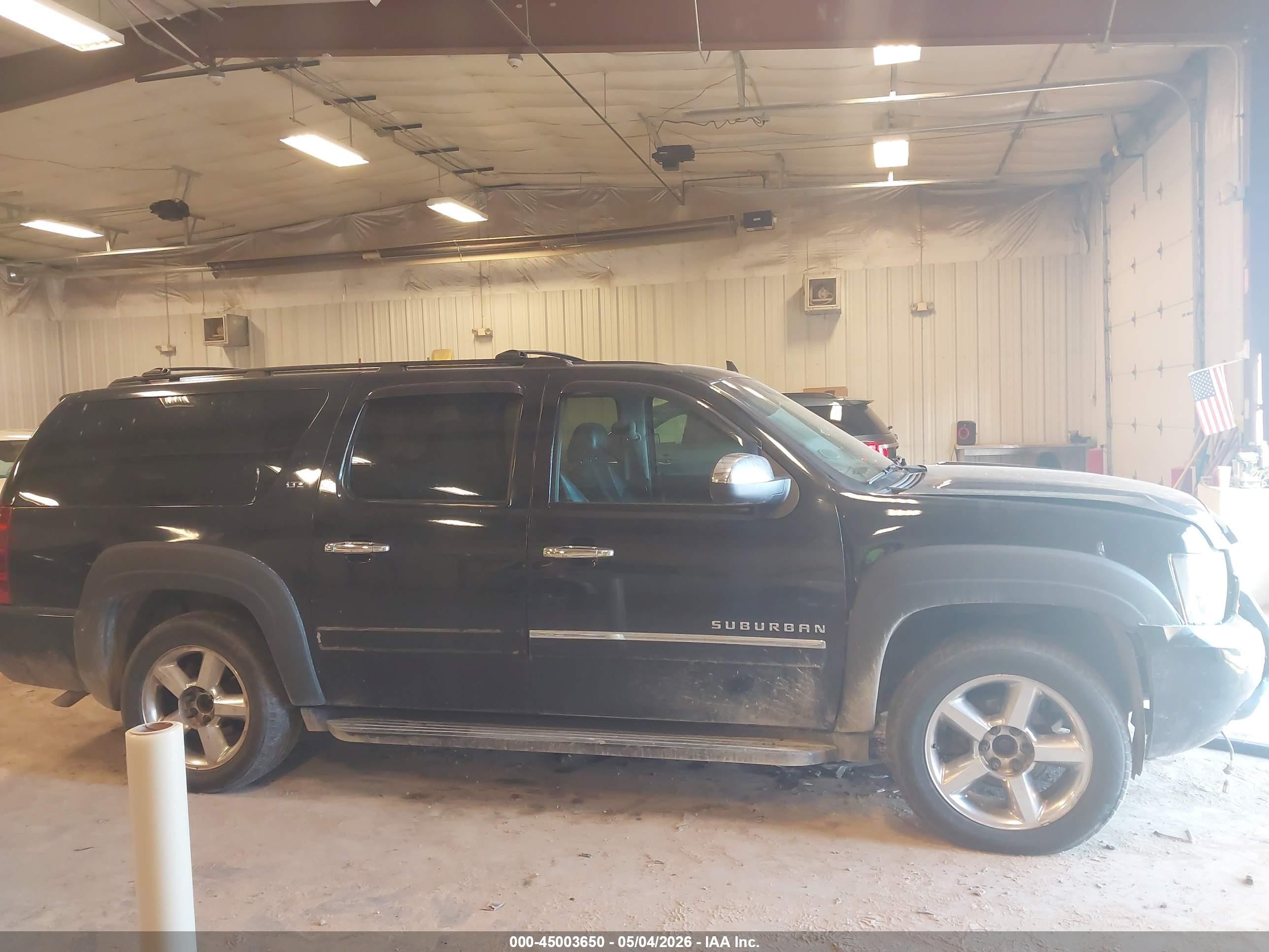 2013 Chevrolet Suburban 1500 Ltz Black vin: 1GNSKKE73DR112403
